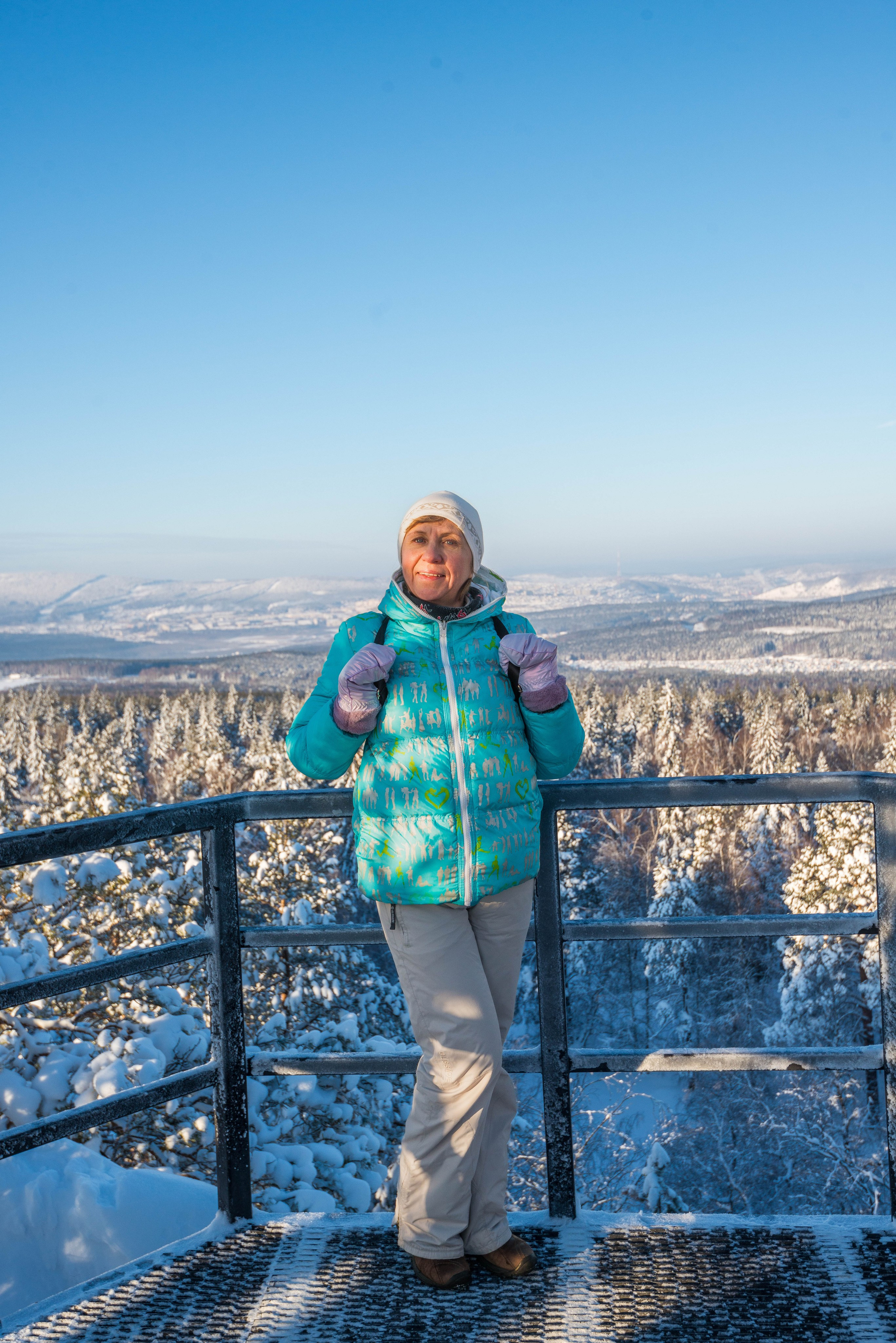 Таганай Семибратка, Парк Бажова, ледяной фонтан 06.01.2024. Свадебный фотограф на Урале Виктор Соколов