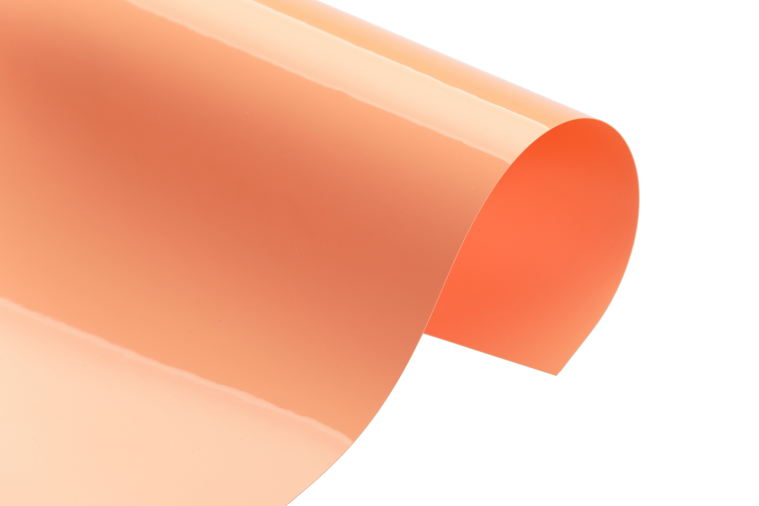 На белом для маркетплейсов и каталогов. Предметный фотограф Александр Трузян