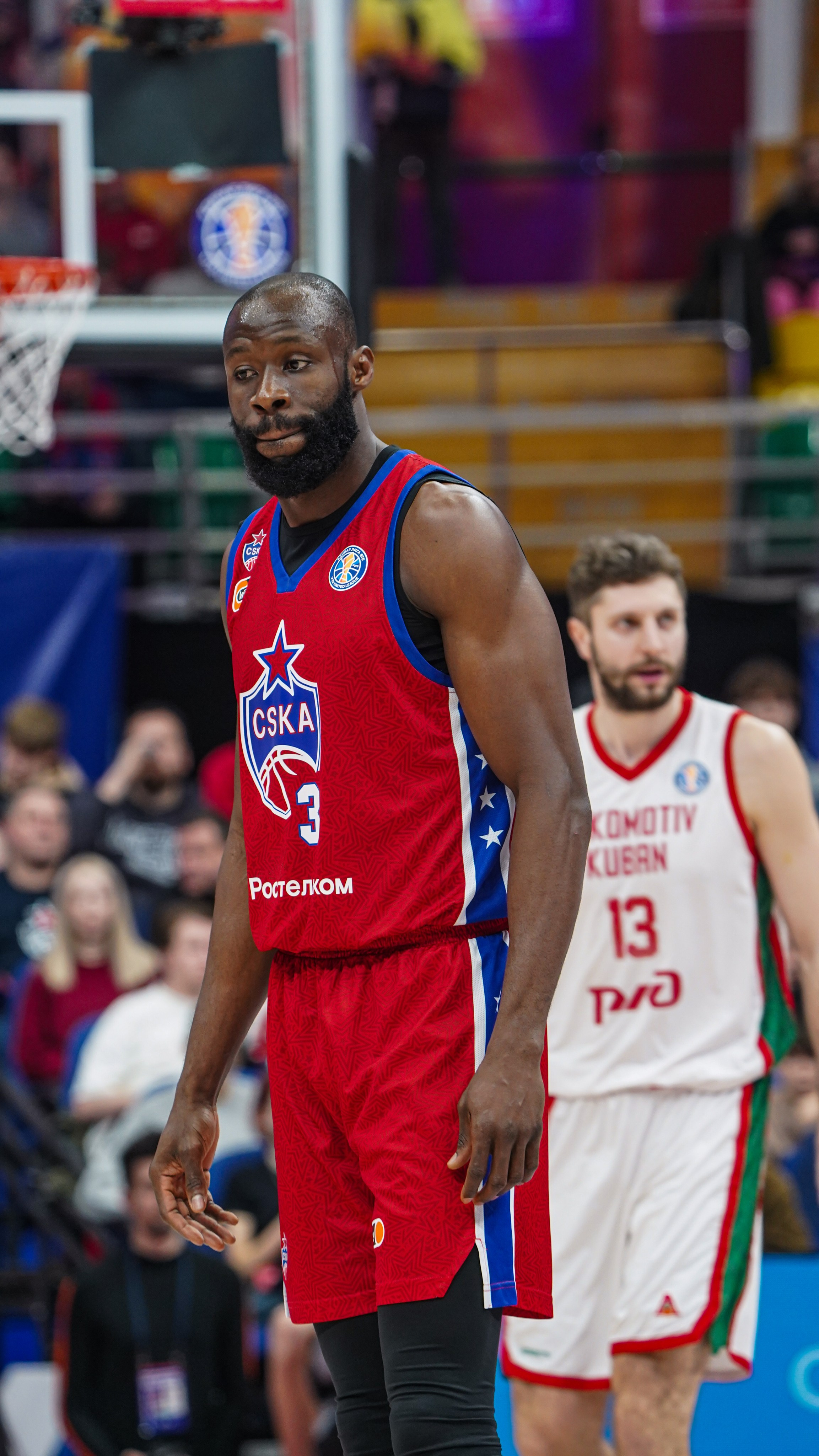 Баскетбол. ЦСКА-Локомотив Кубань (19.01.25). Автомобильный фотограф Шакая Кирилл