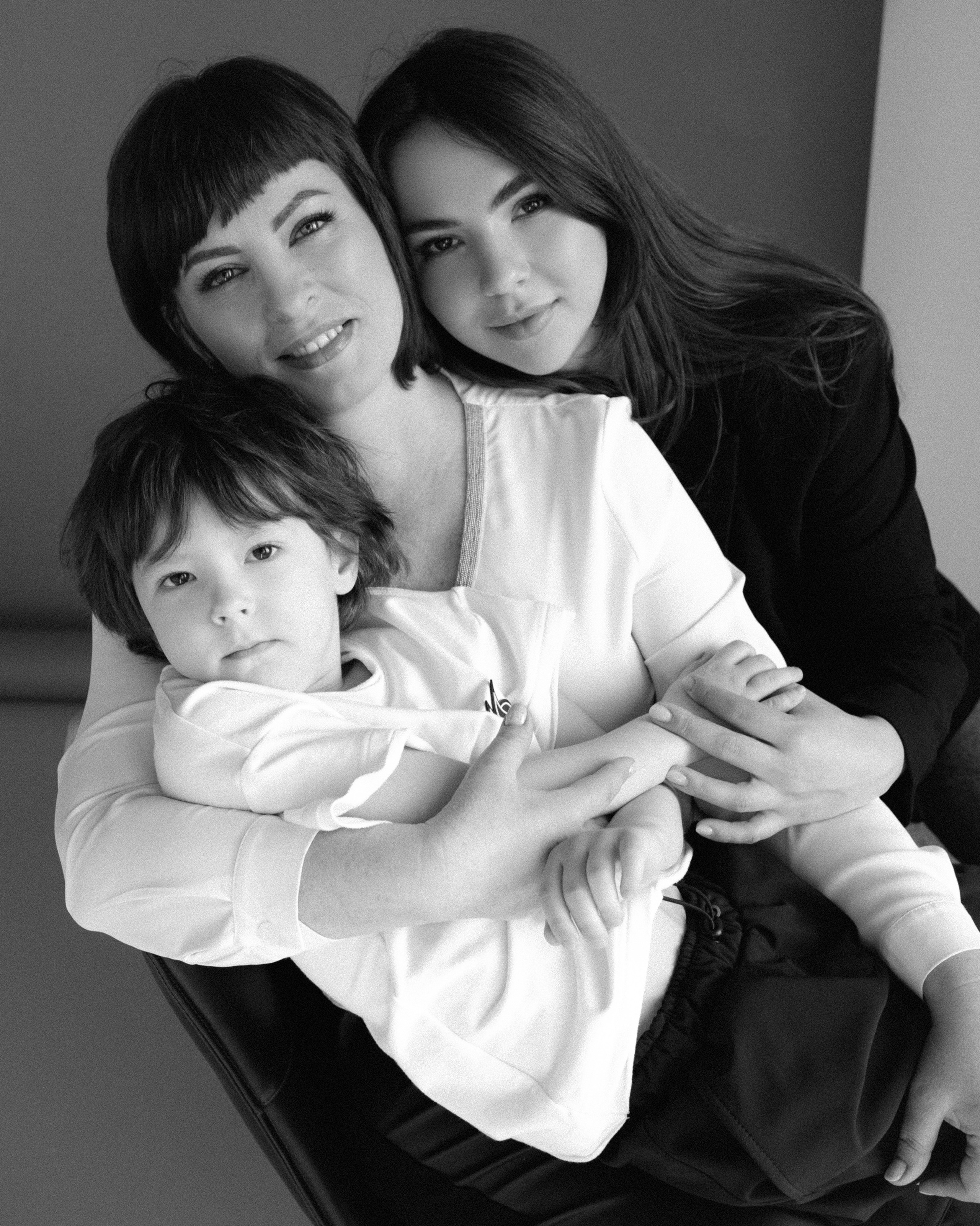 Семья Лизы. Фотограф в Москве и Сургуте Алла Лесовая. Снимаю каталог для брендов и индивидуальные портреты для людей