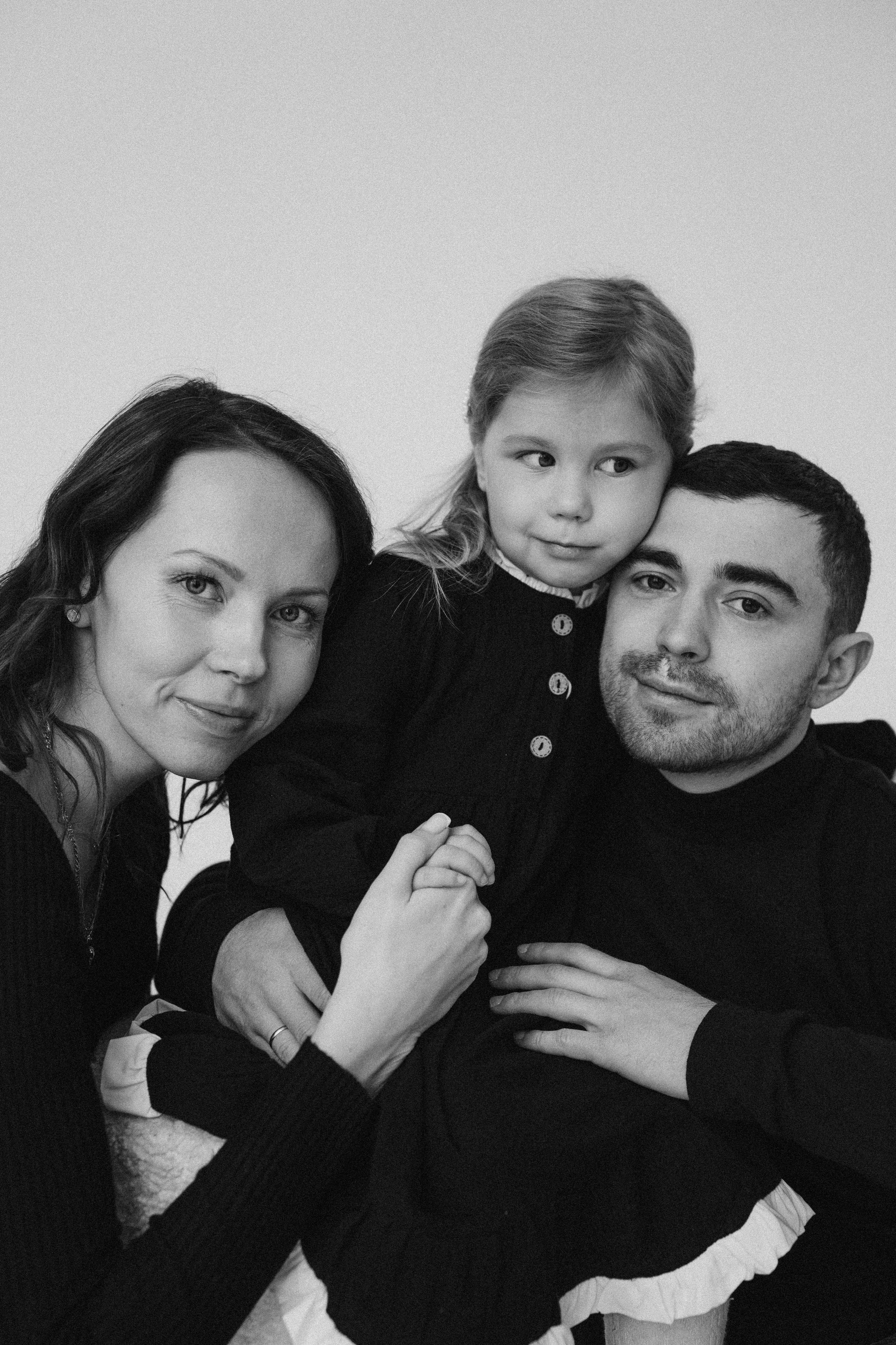 Илья, Алена и Аришка. Семейный фотограф • Домашние съемки в Нижнем Новгороде