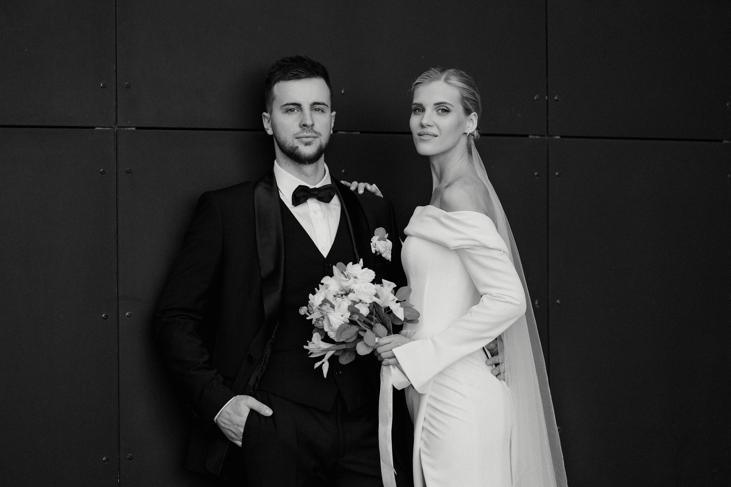 Свадебная фотосессия на стадионе Спартак. Свадебный фотограф в Москве. свадебная фотосессия Москва. Фотограф в Москве Валерия Рожкова