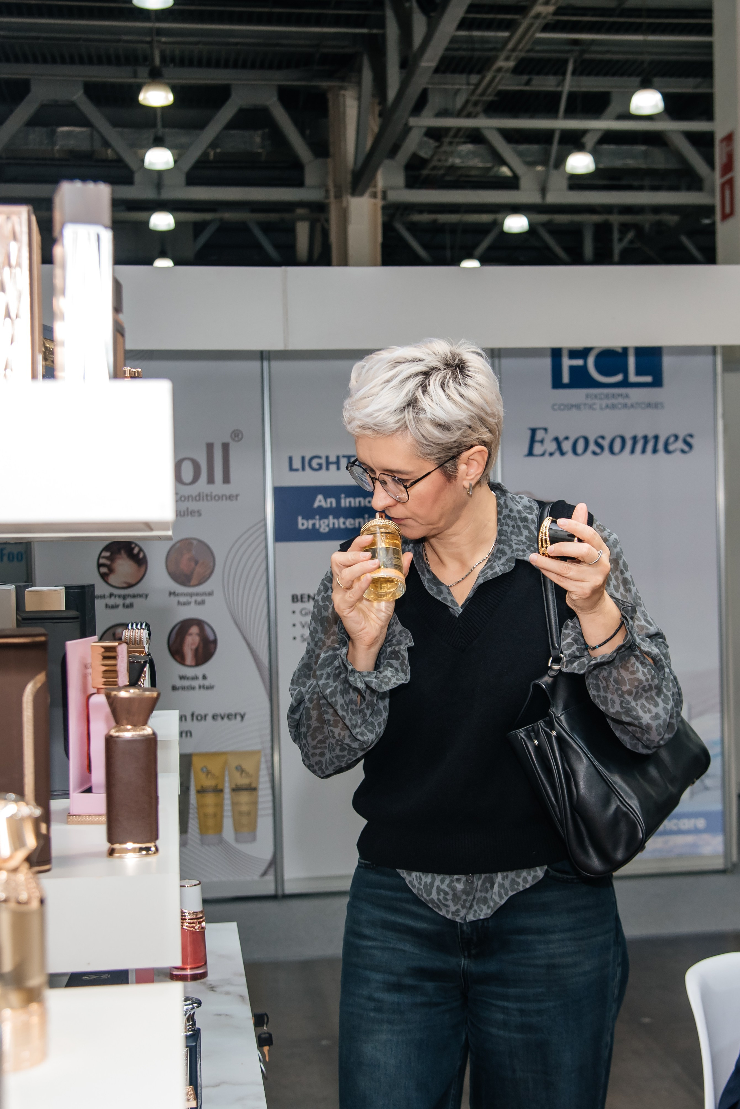 Almas parfumes Intersharm 2025. Фотограф в Москве Елена Брюханова