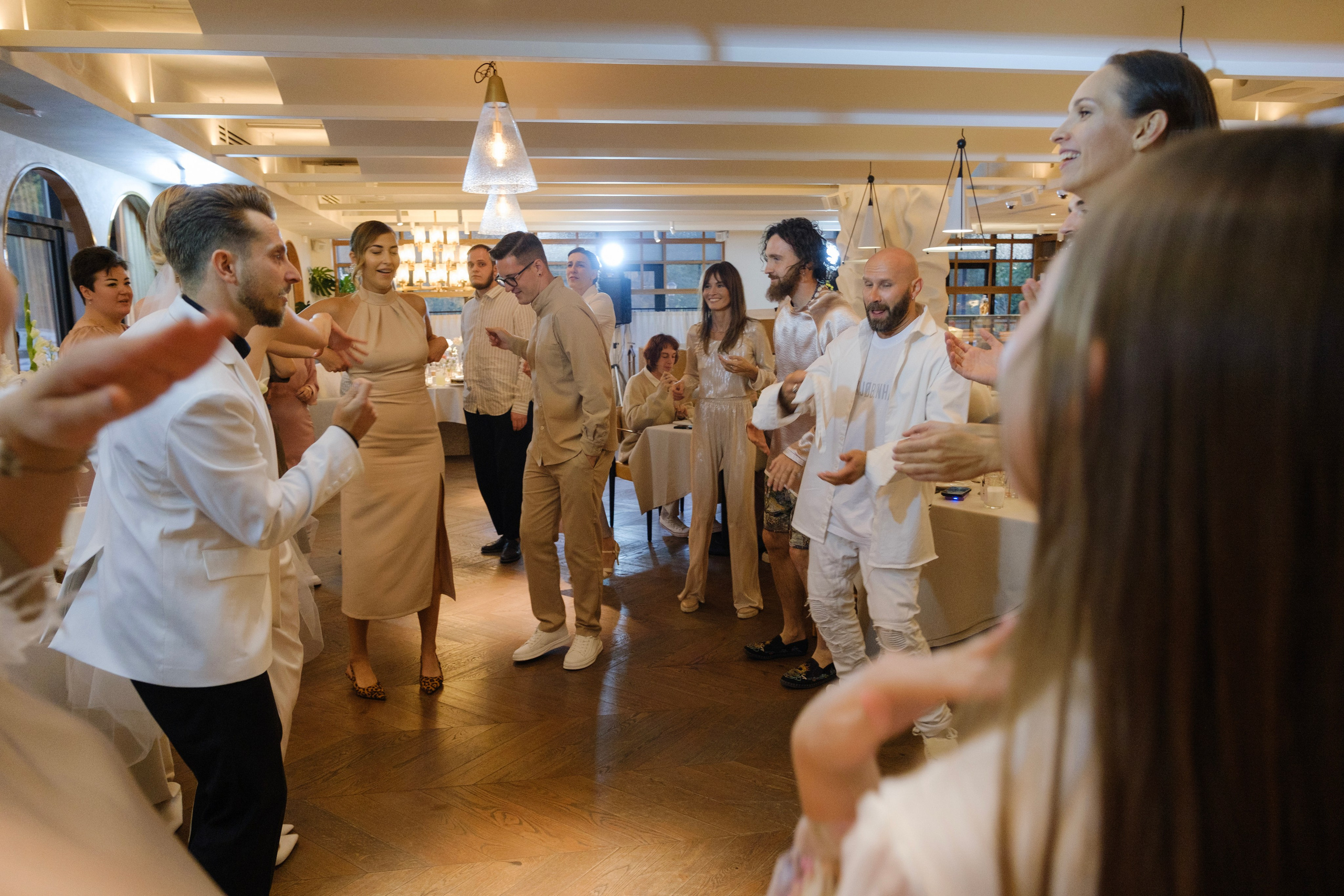 Alexander Alina. Wedding photographer