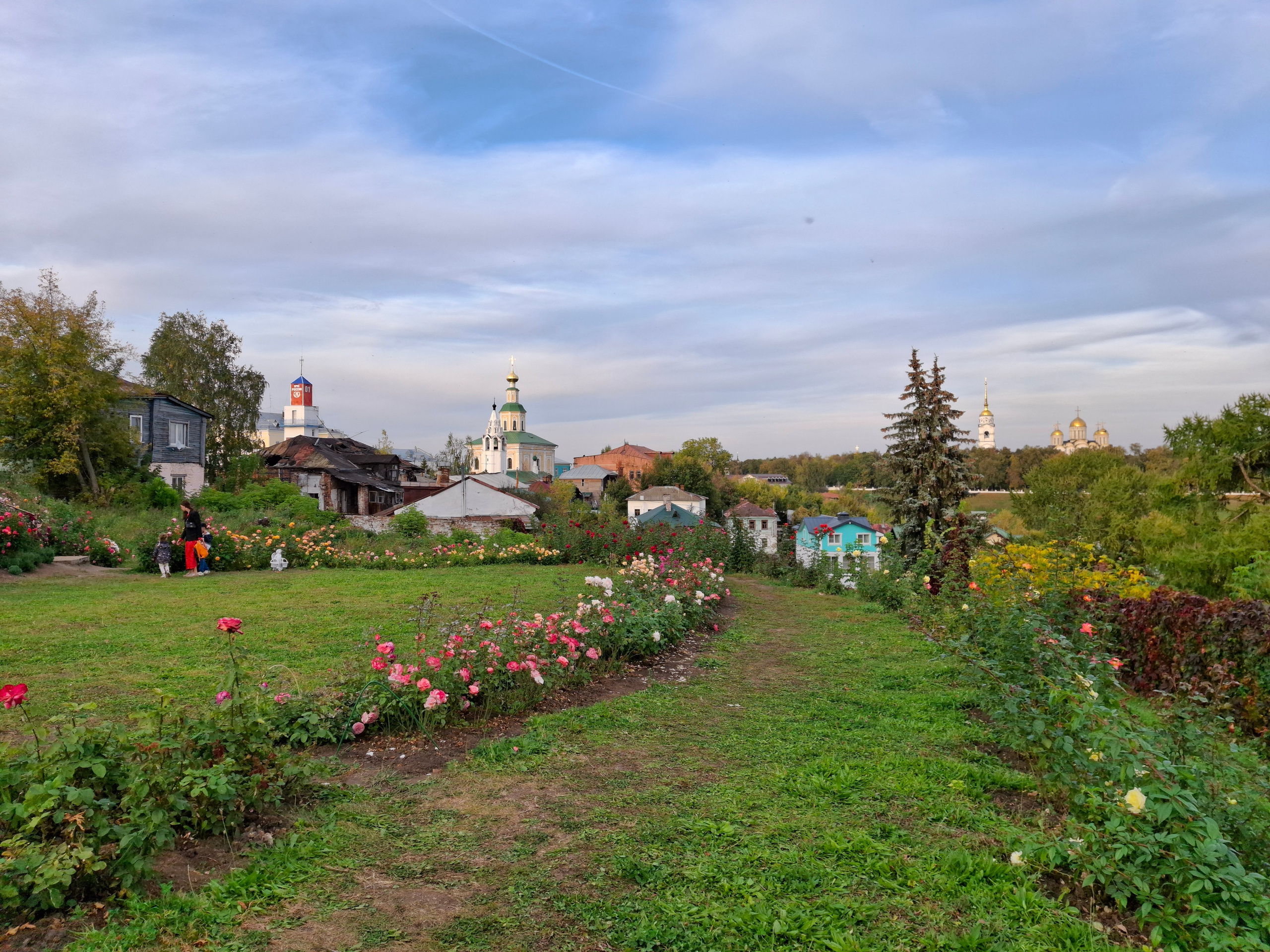 Владимир. Утро и вечер 18 сентября 2025. Игорь Жучков. Россия увиденная глазами путешествующего фотографа