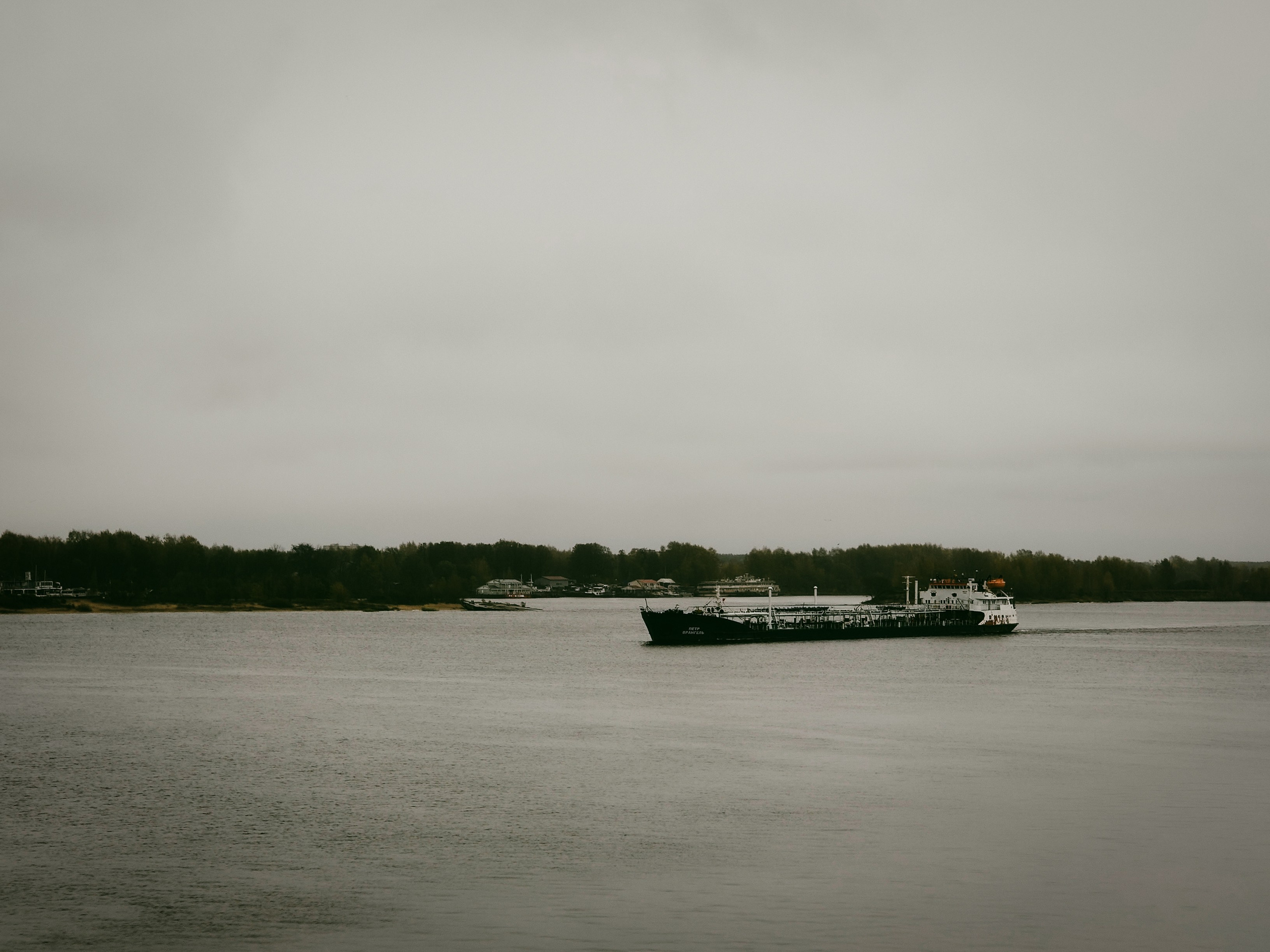 Вятское. Dmitriy [KCCC] is a pretty cool photographer