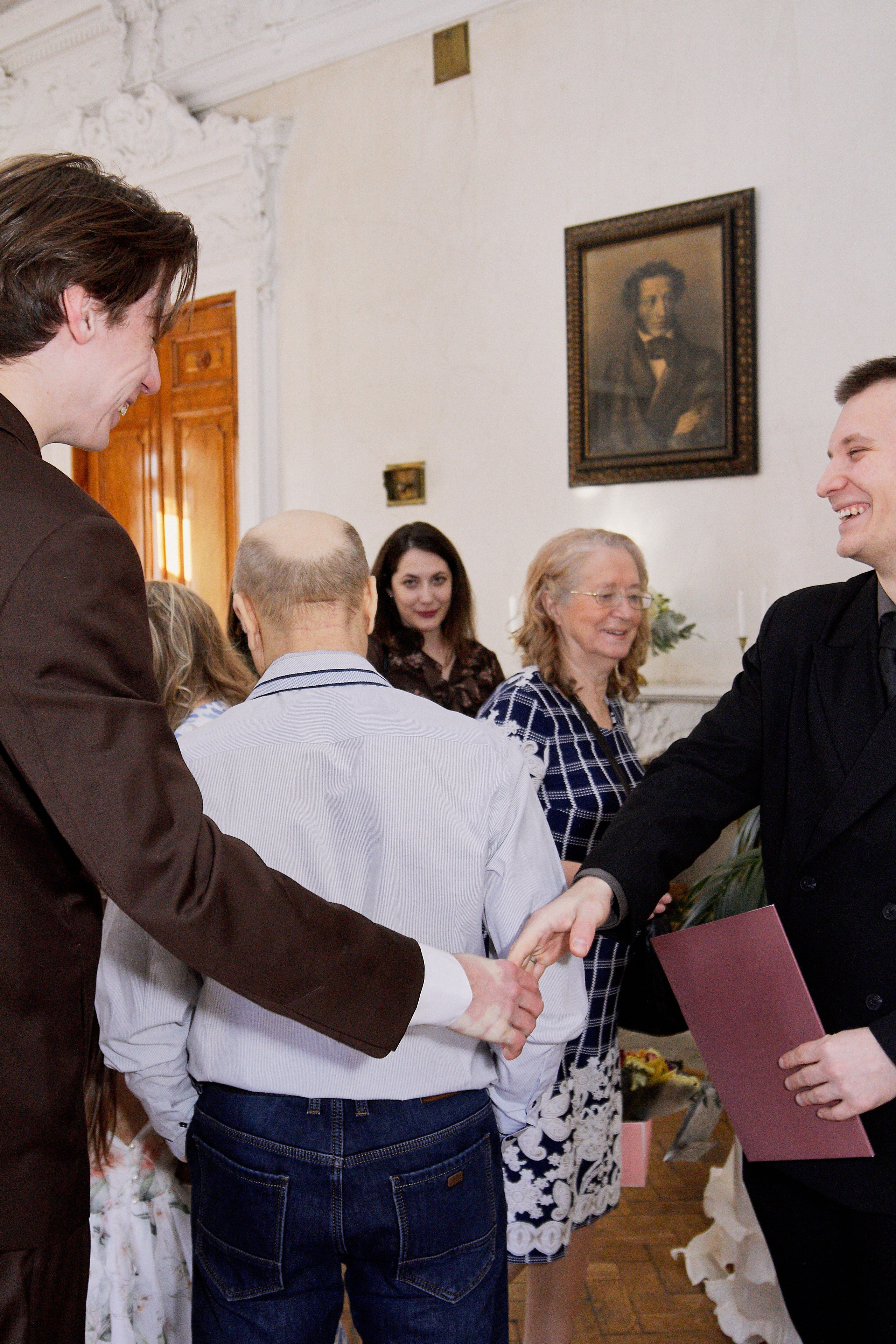 Торжественное бракосочетание в библиотеке им. Пушкина. Свадебный фотограф в Москве Приятелева Ангелина