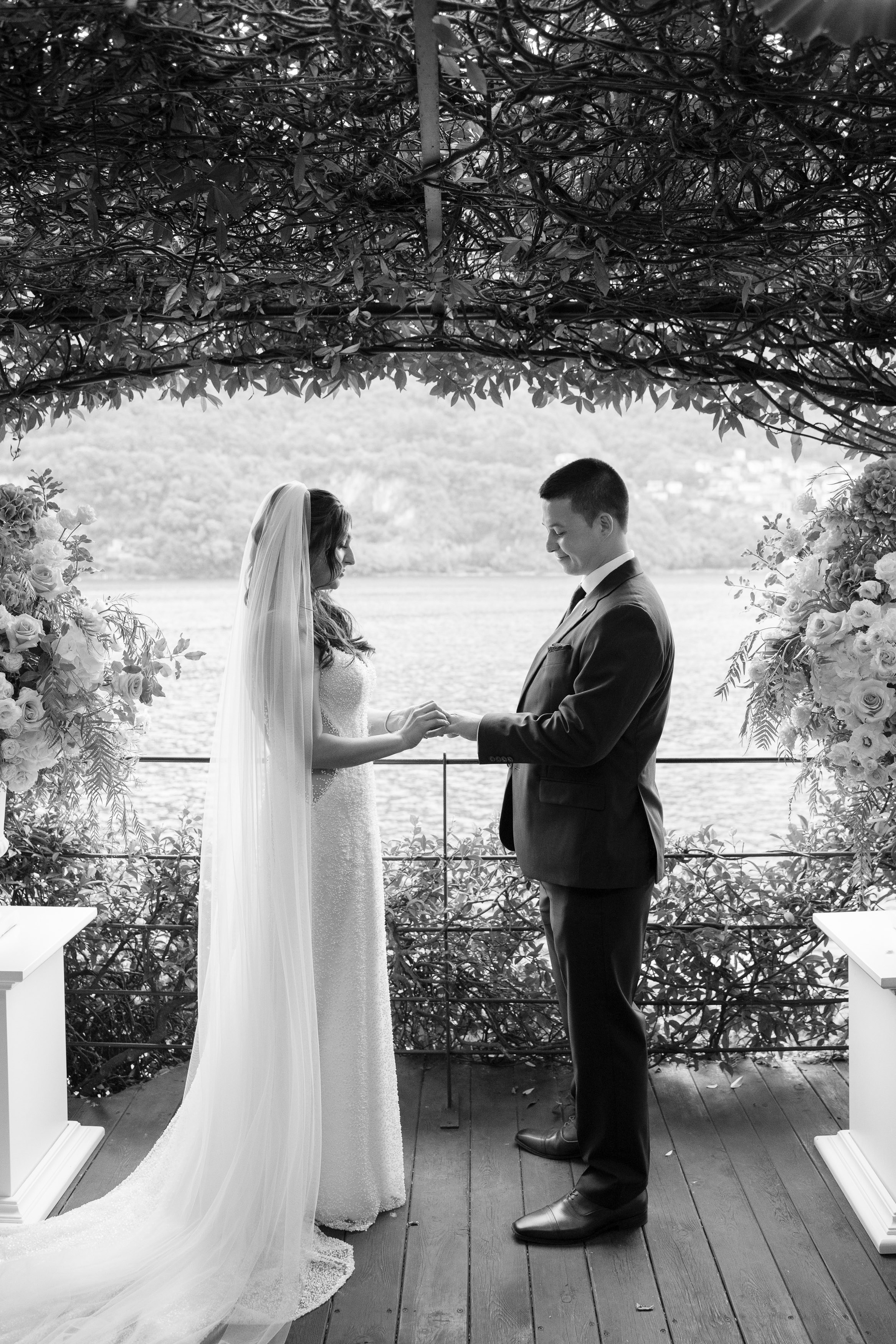 Relais Villa Vittoria Wedding, Lake Como, Italy. Valeria Coconova Photographer Italy Como Milan