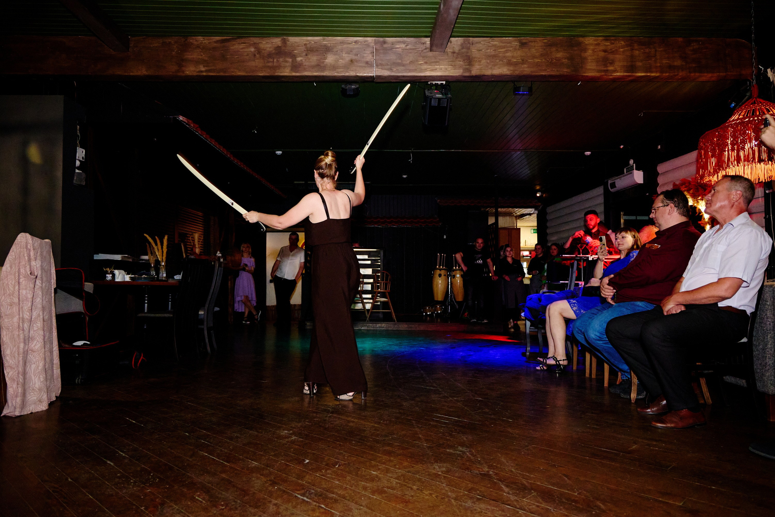 Выпускной 35 Сош. Фотограф Выпускные альбомы Таганрог Сергей Коробченко