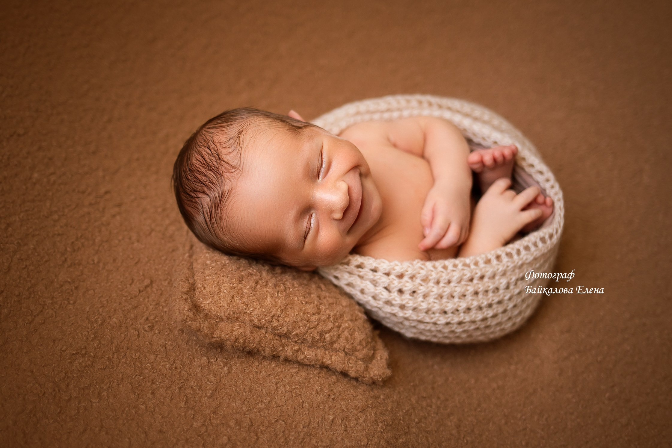 Фотосессия новорожденного. Фотограф новорожденных в Новосибирске