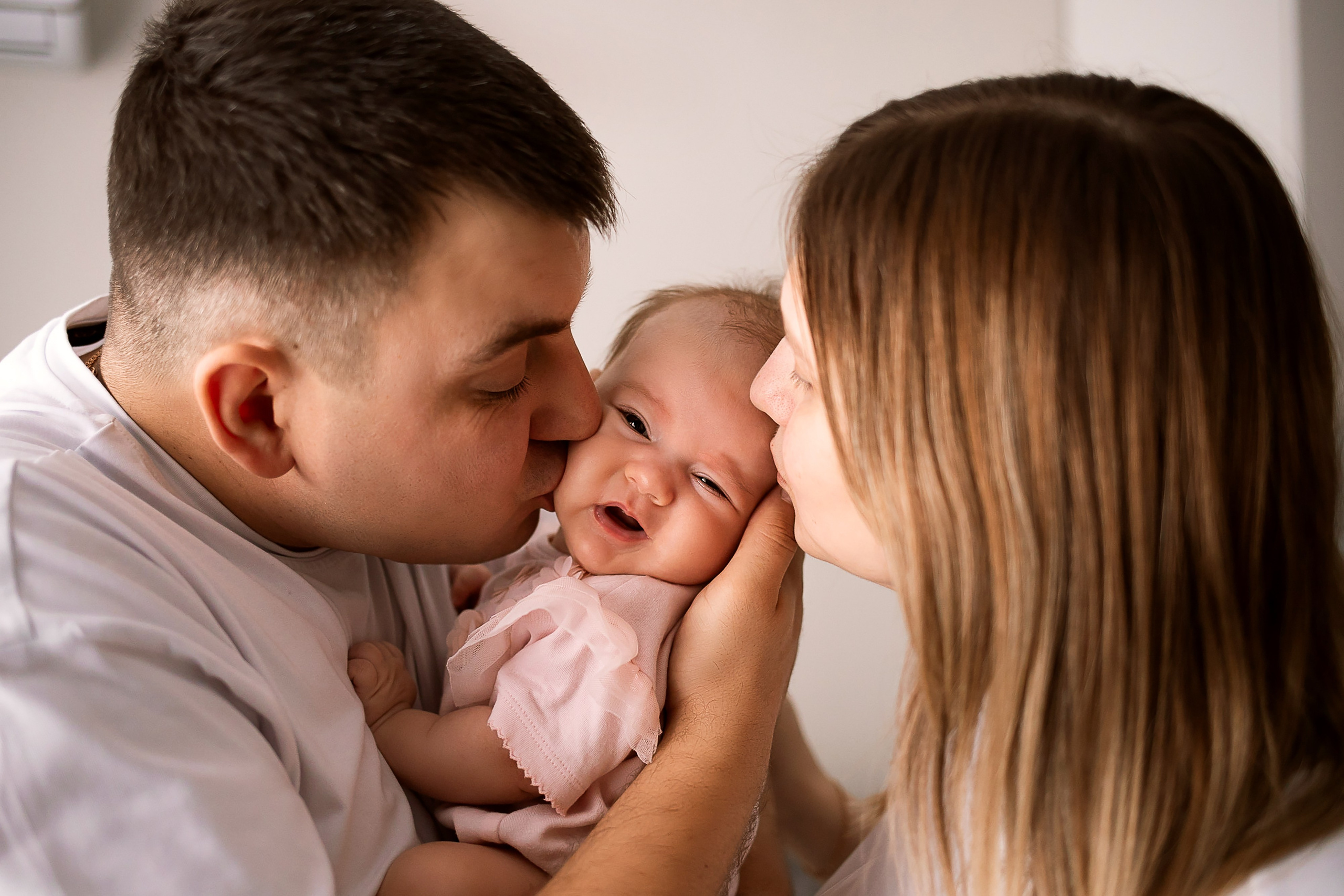 Домашняя, семейная фотосессия. Фотограф новорожденных в Новосибирске