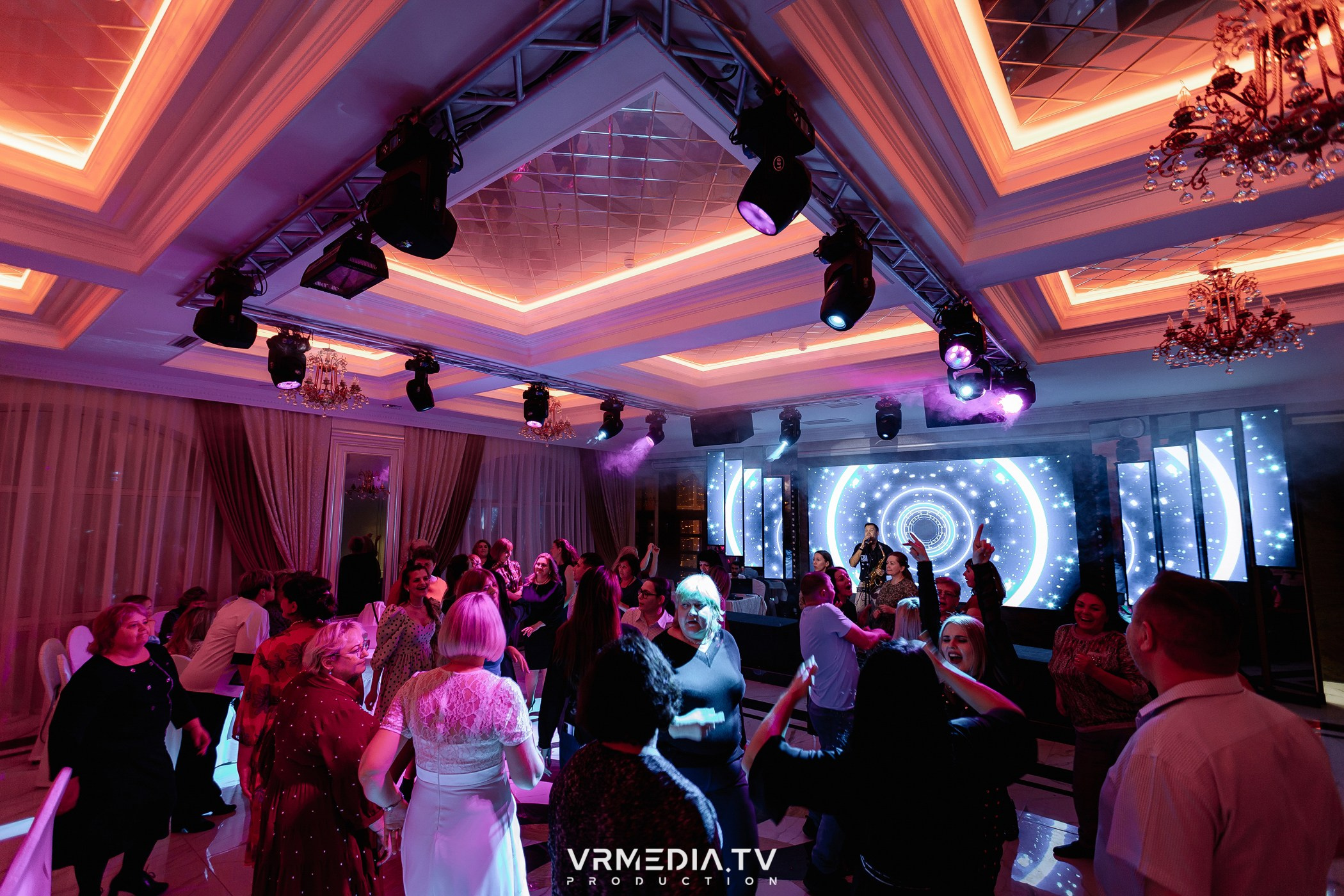 Выходные в ресторане «Лазурный берег»