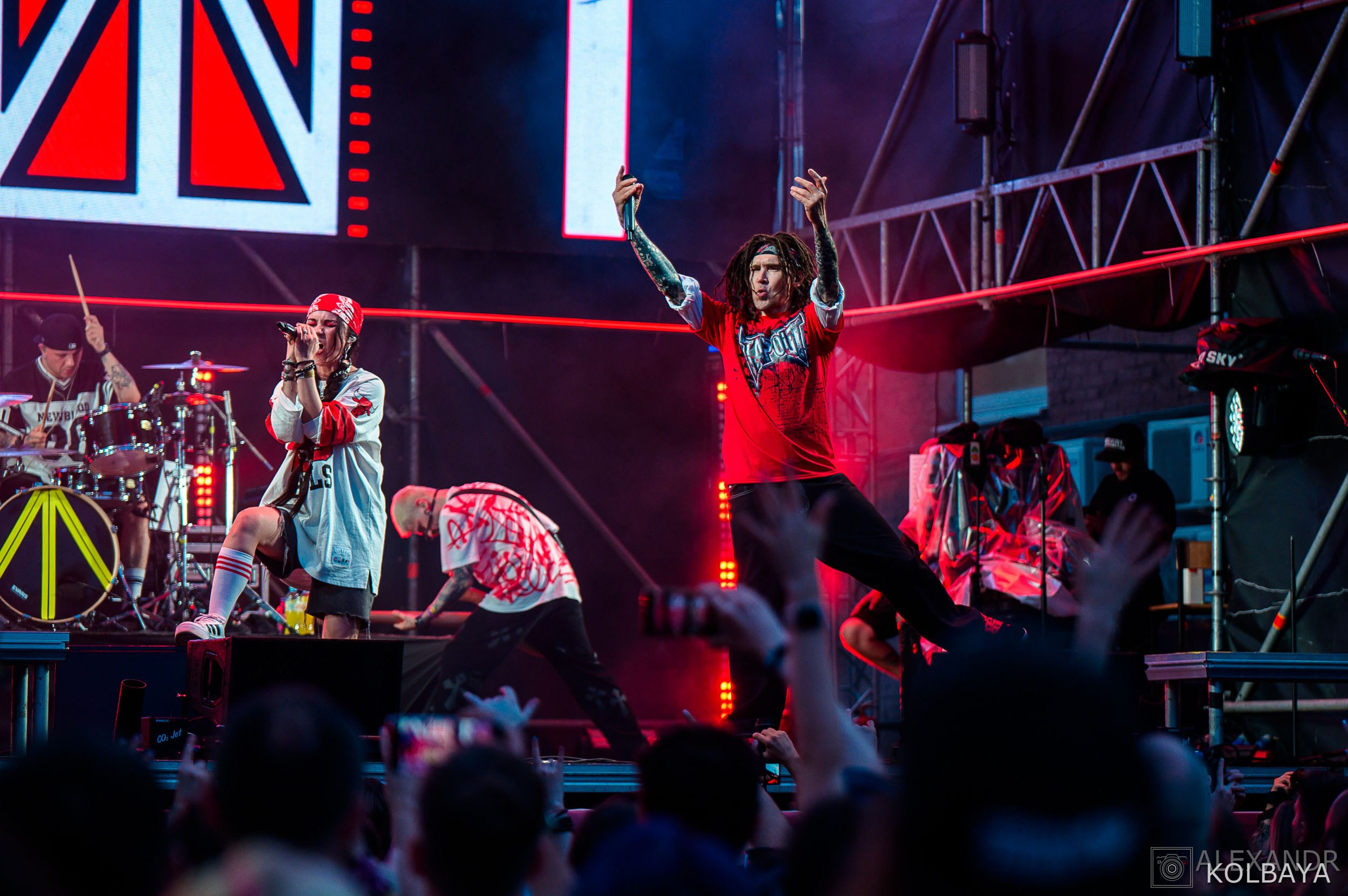 Фоторепортаж с концерта группы СЛОТ на Red Summer 2025. Концертный и театральный репортажный фотограф в Москве Александр Колбая
