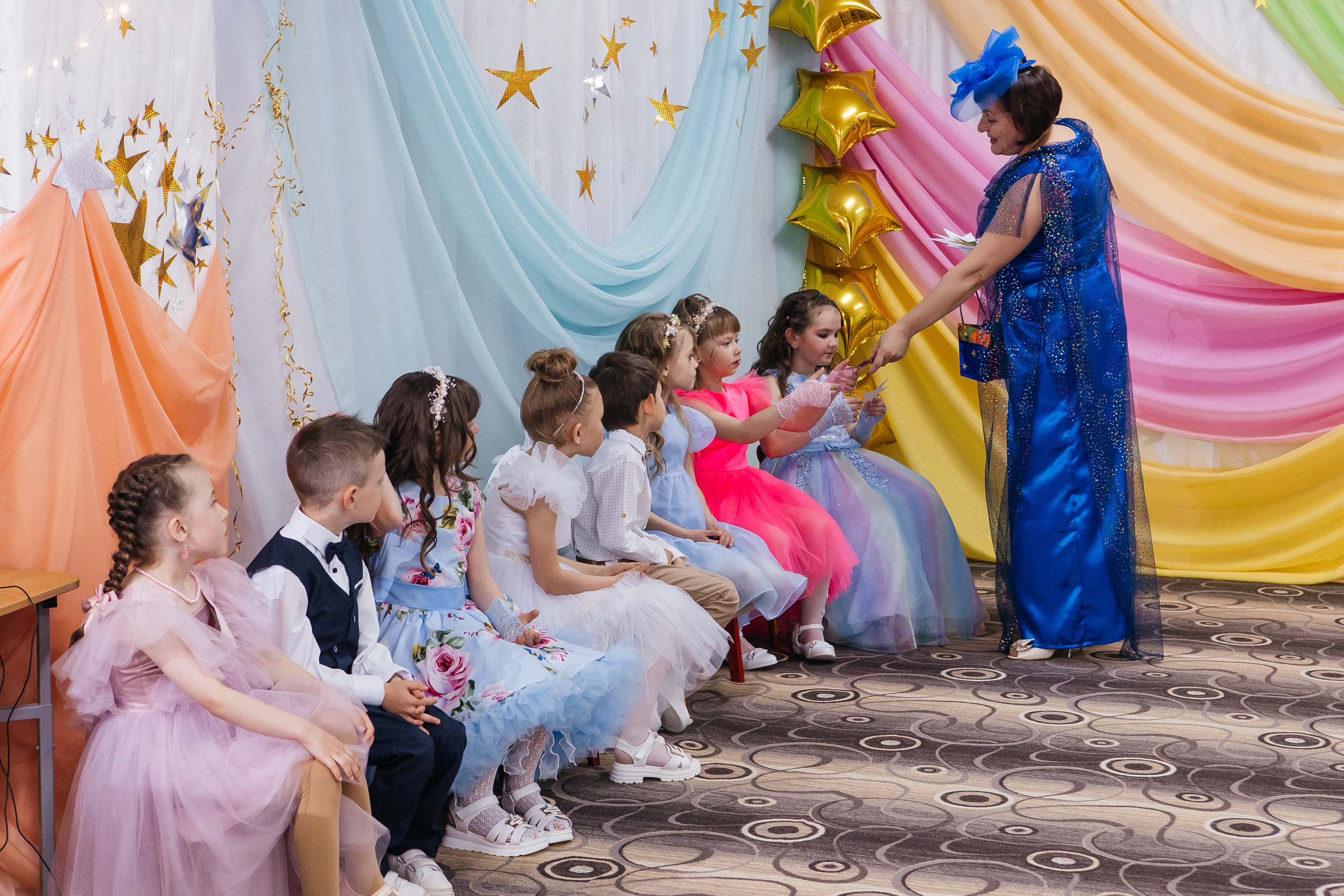 Д/с Сказка Выпускной. Свадебный, семейный фотограф. Выпускные альбомы в Коченёво / Новосибирск. Наталья Байкуш