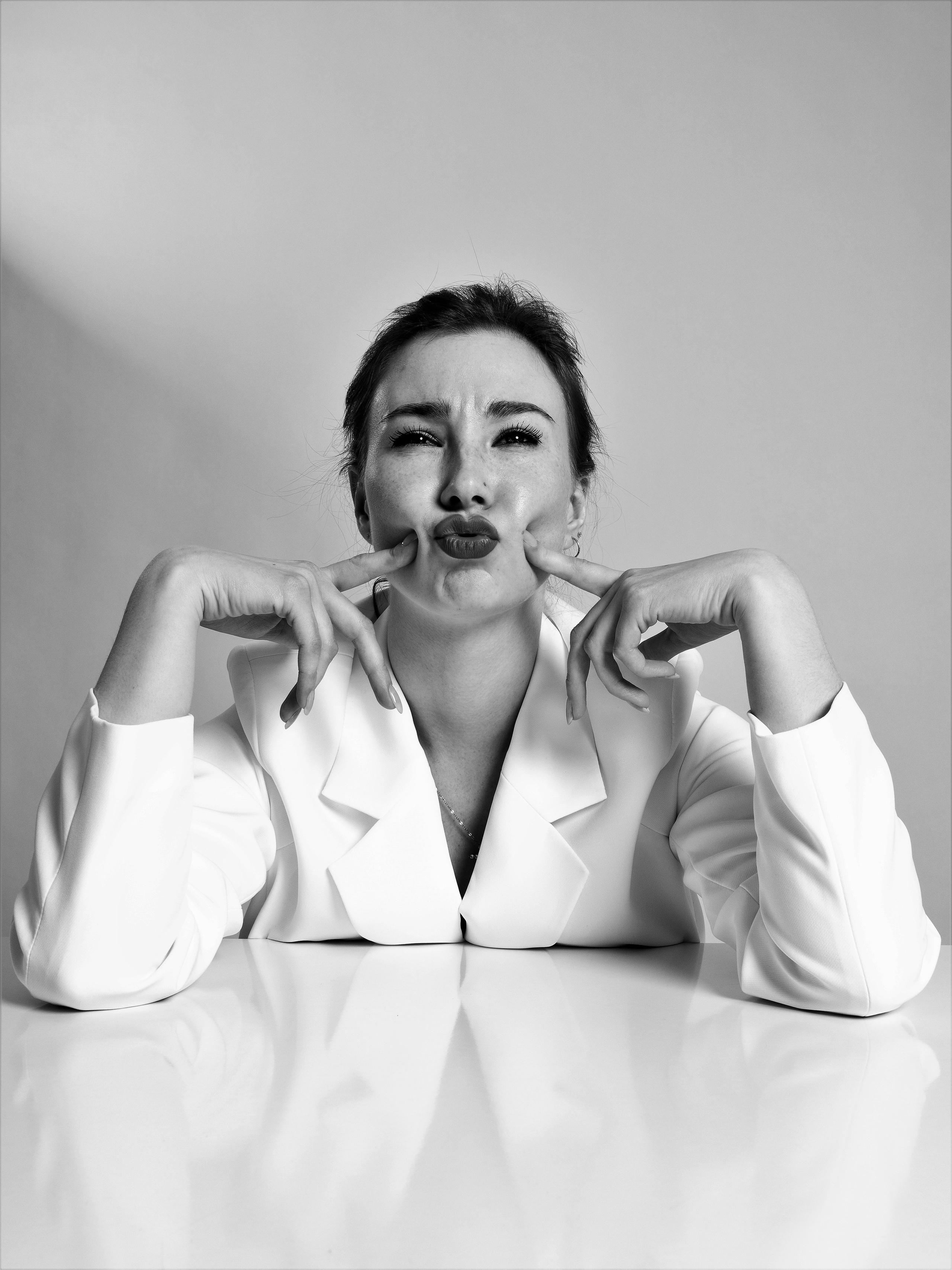 Белая серия. АЛЕКСЕЙ МАРТЫНОВ портретный фотограф