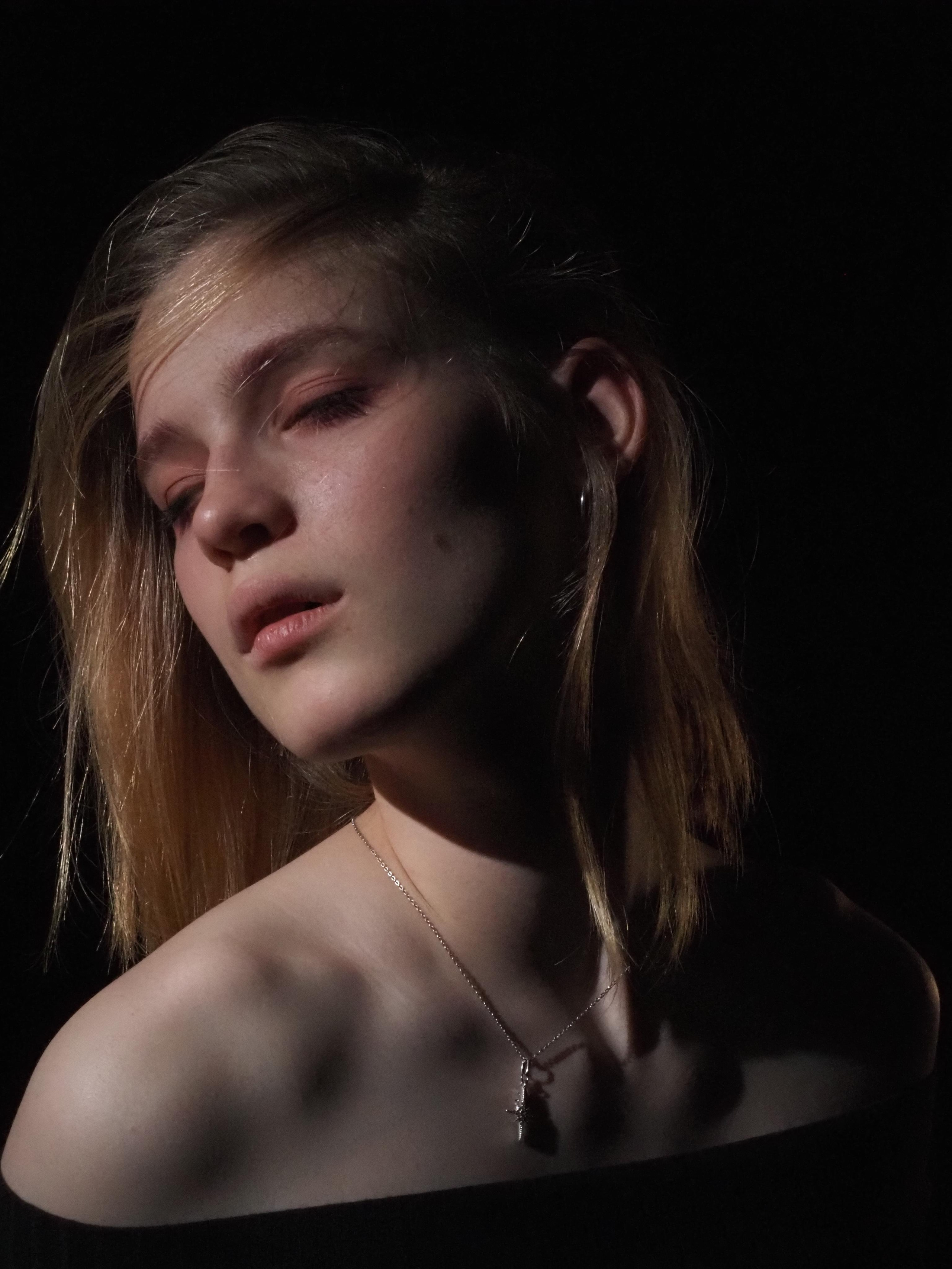 Темная серия. АЛЕКСЕЙ МАРТЫНОВ портретный фотограф