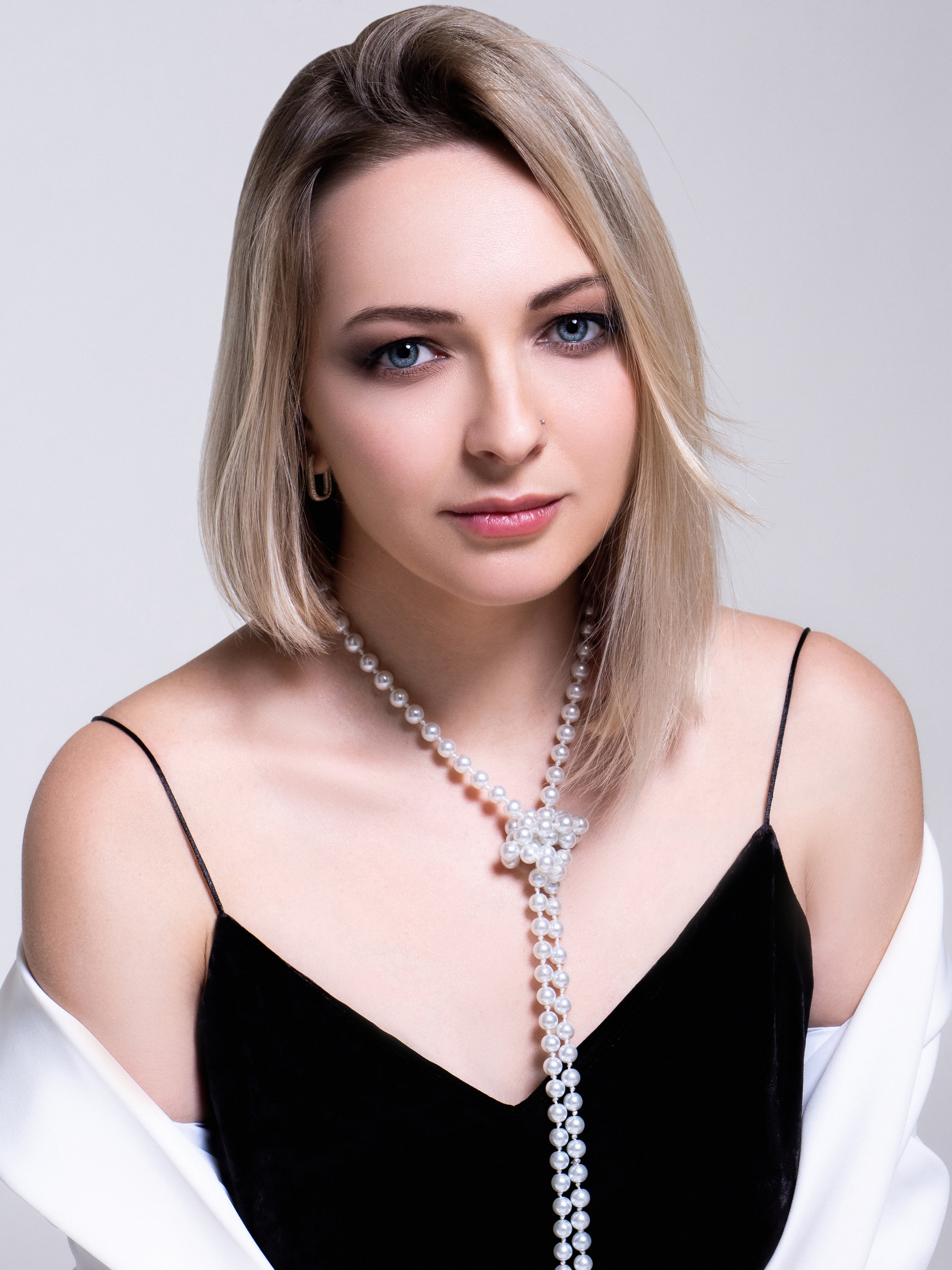 Белая серия. АЛЕКСЕЙ МАРТЫНОВ портретный фотограф