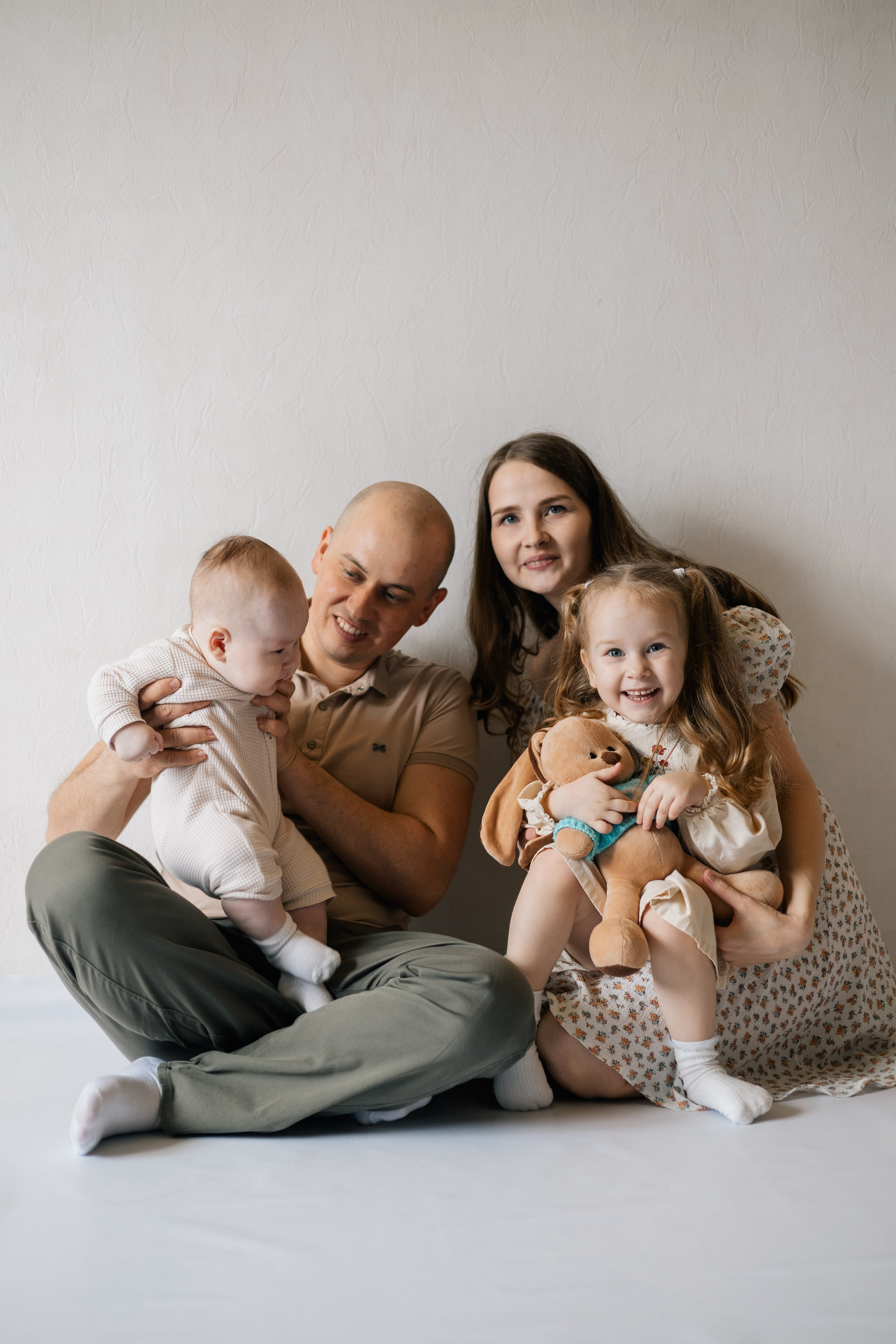 Наташа, Вова, Машенька и Паша. Ваш фотограф