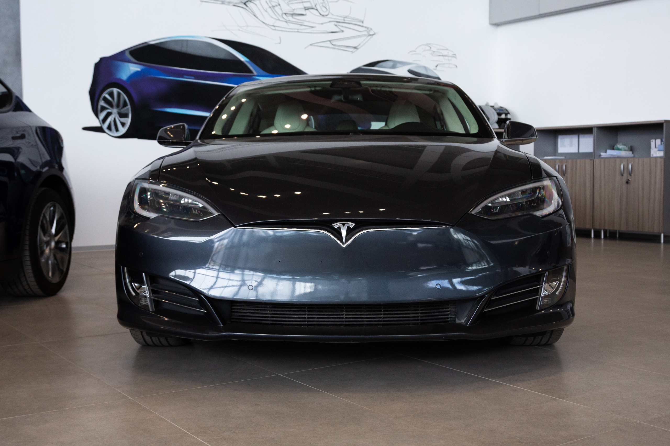 Салон электромобилей El-Car. Свадебный фотограф Пермь Олеся Брагина