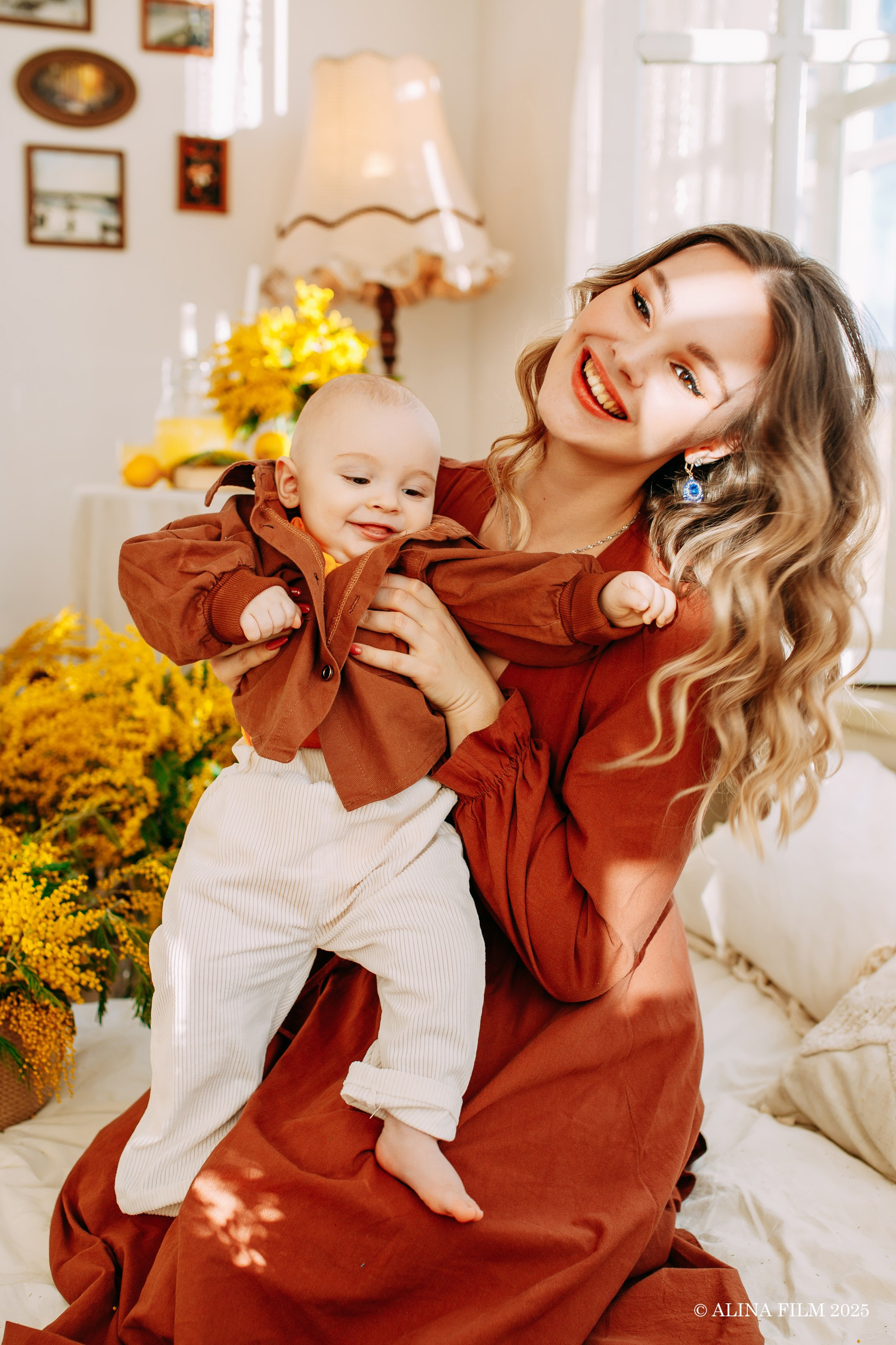 Фотосессия с мимозой. Фотограф в Санкт-Петербурге Alina Film