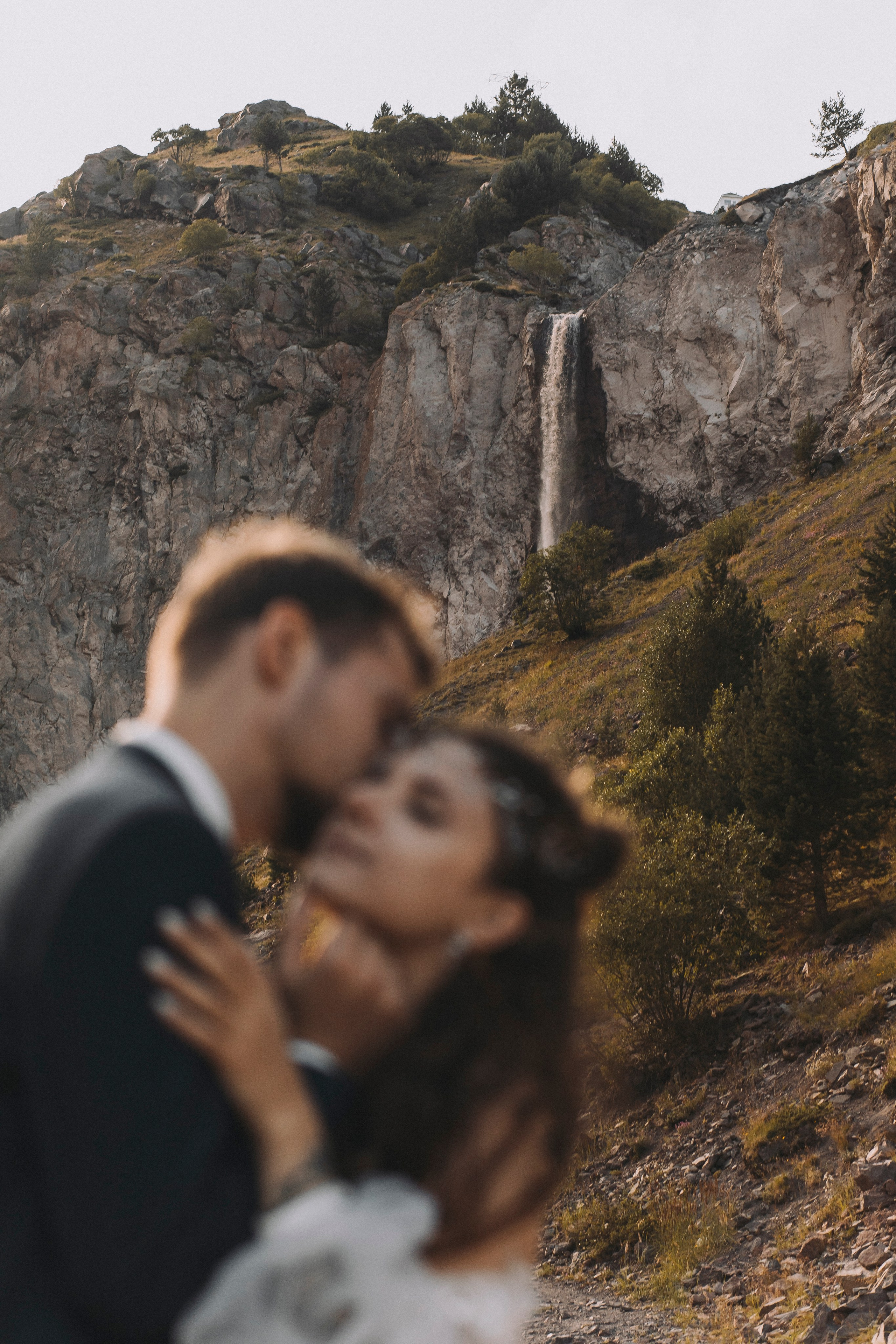 МЕЖДУ НЕБОМ И ЗЕМЛЕЙ. Фотограф Настя Конник | Пятигорск | Эльбрус | Домбай | Архыз | Видеограф КМВ