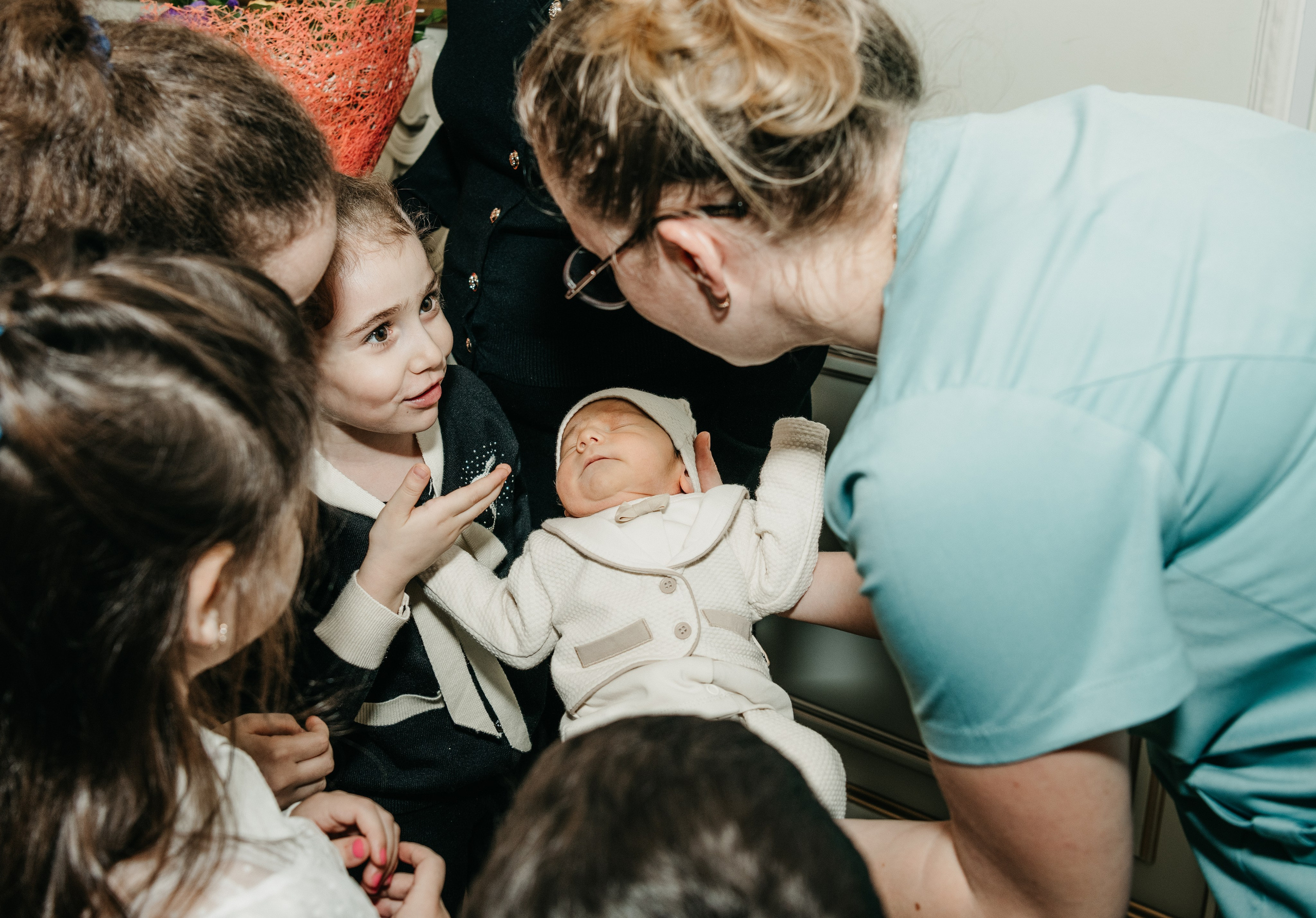 Выписка Вигена. Перинатальный центр в Балашихе. Фотограф на выписку из роддома в Москве и МО