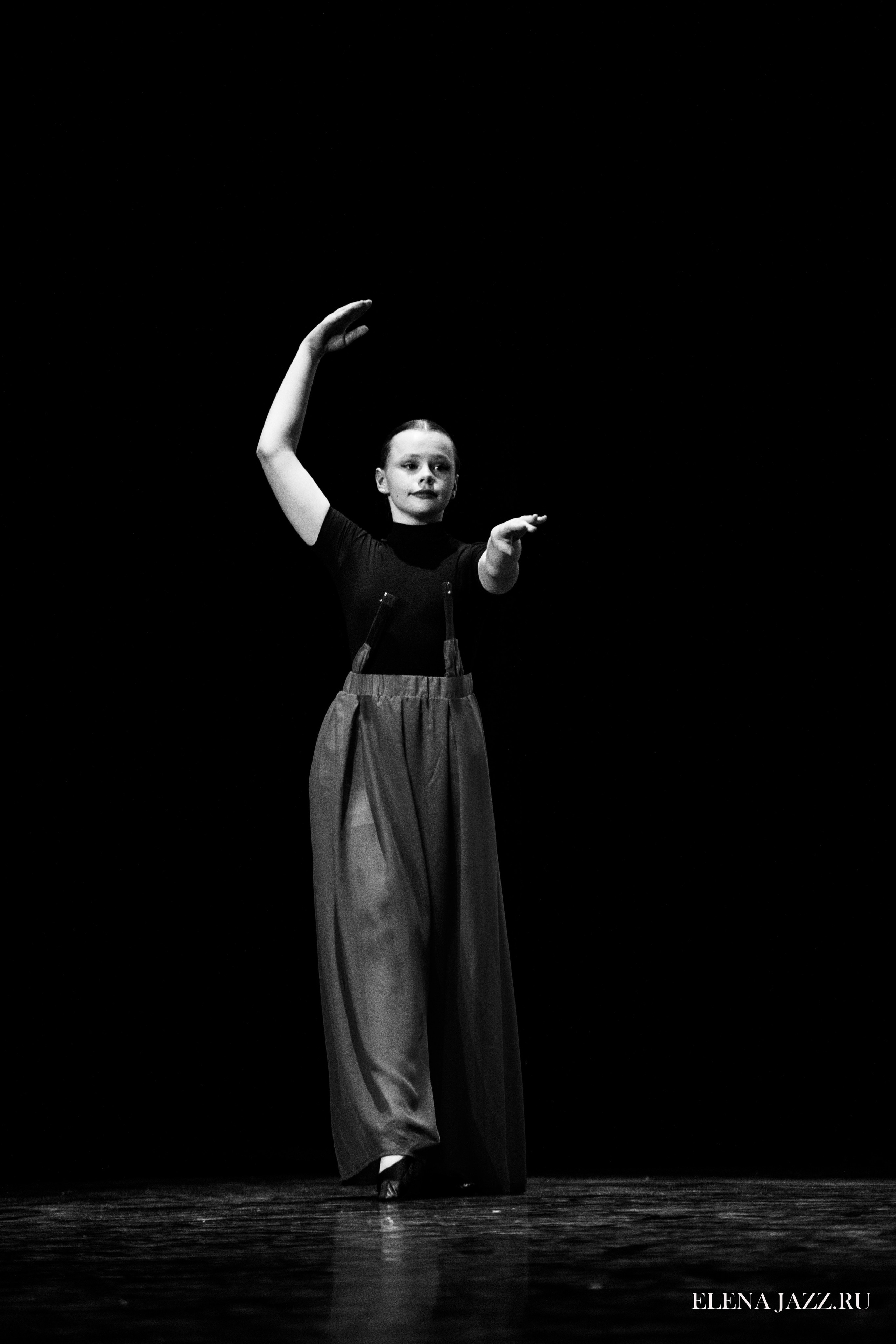 Концерт танцевального коллектива. Репортажный фотограф Елена Джаз в Москва