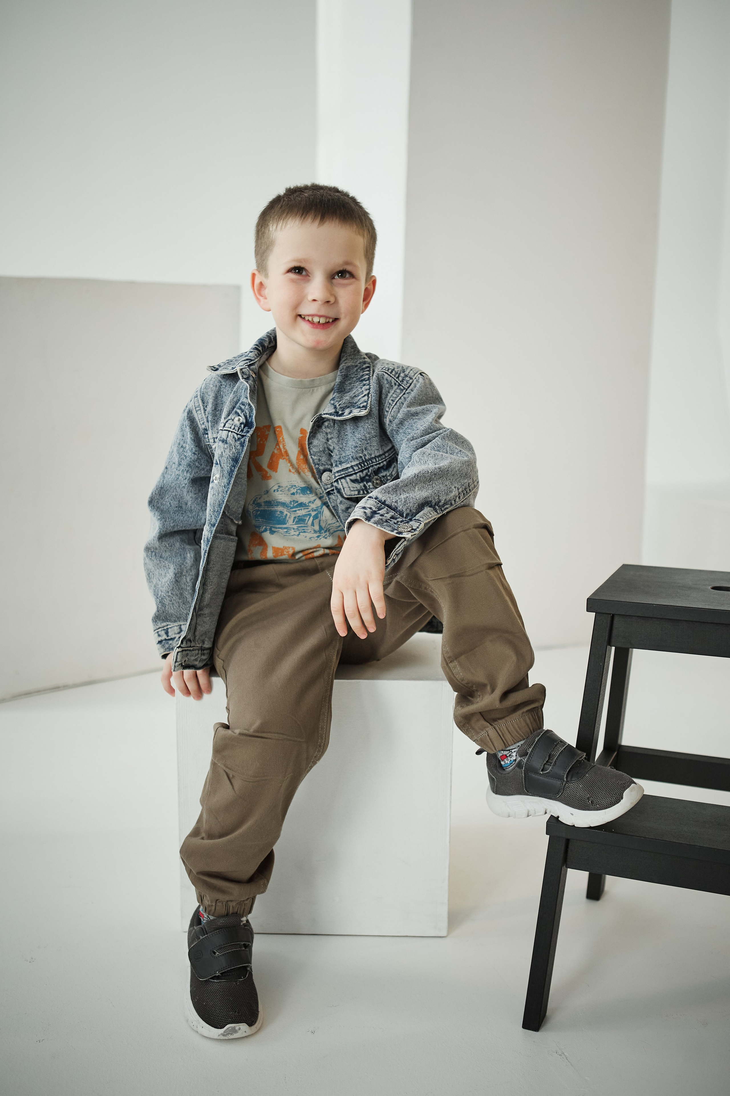 Портреты. Выпускные альбомы в городе Курган для всех