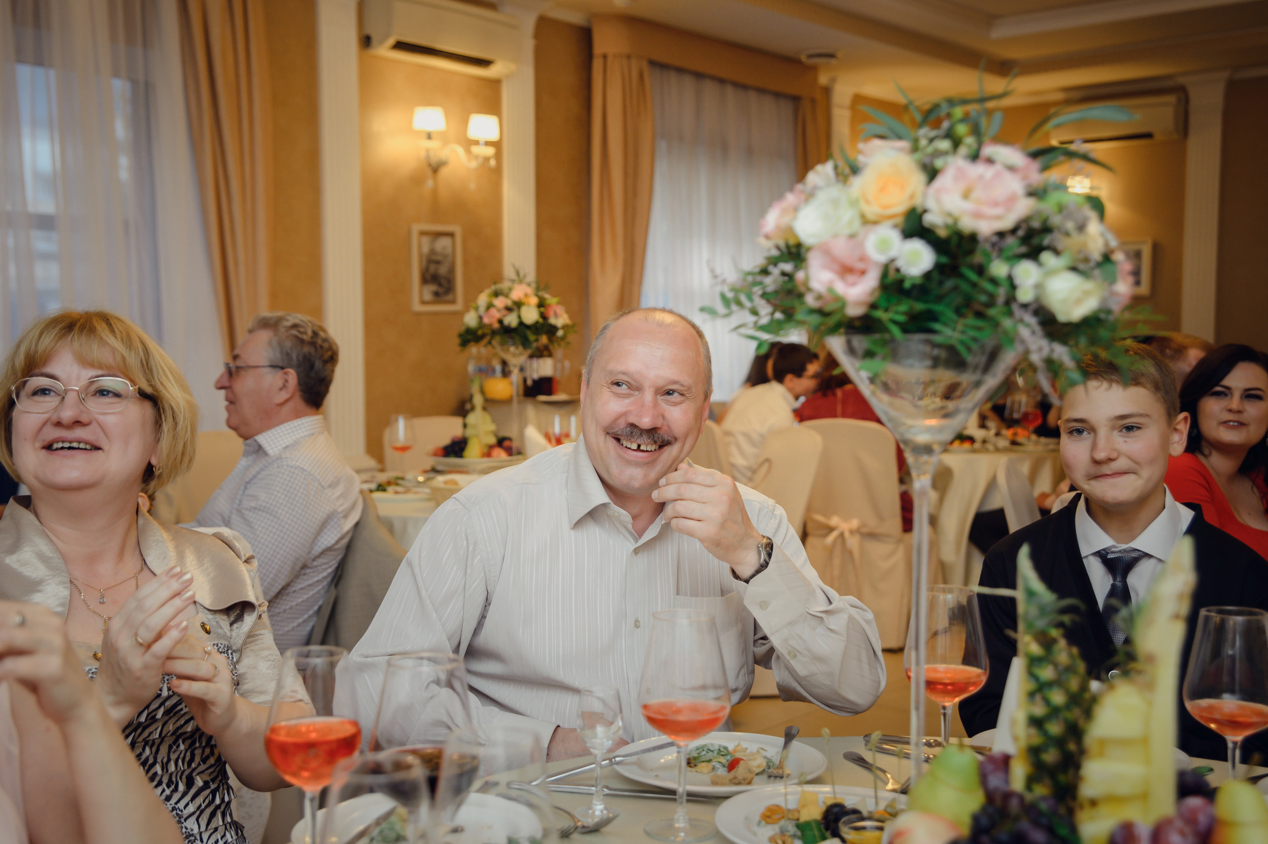 Виктория & Николай. Видеограф и фотограф на свадьбу в Москве