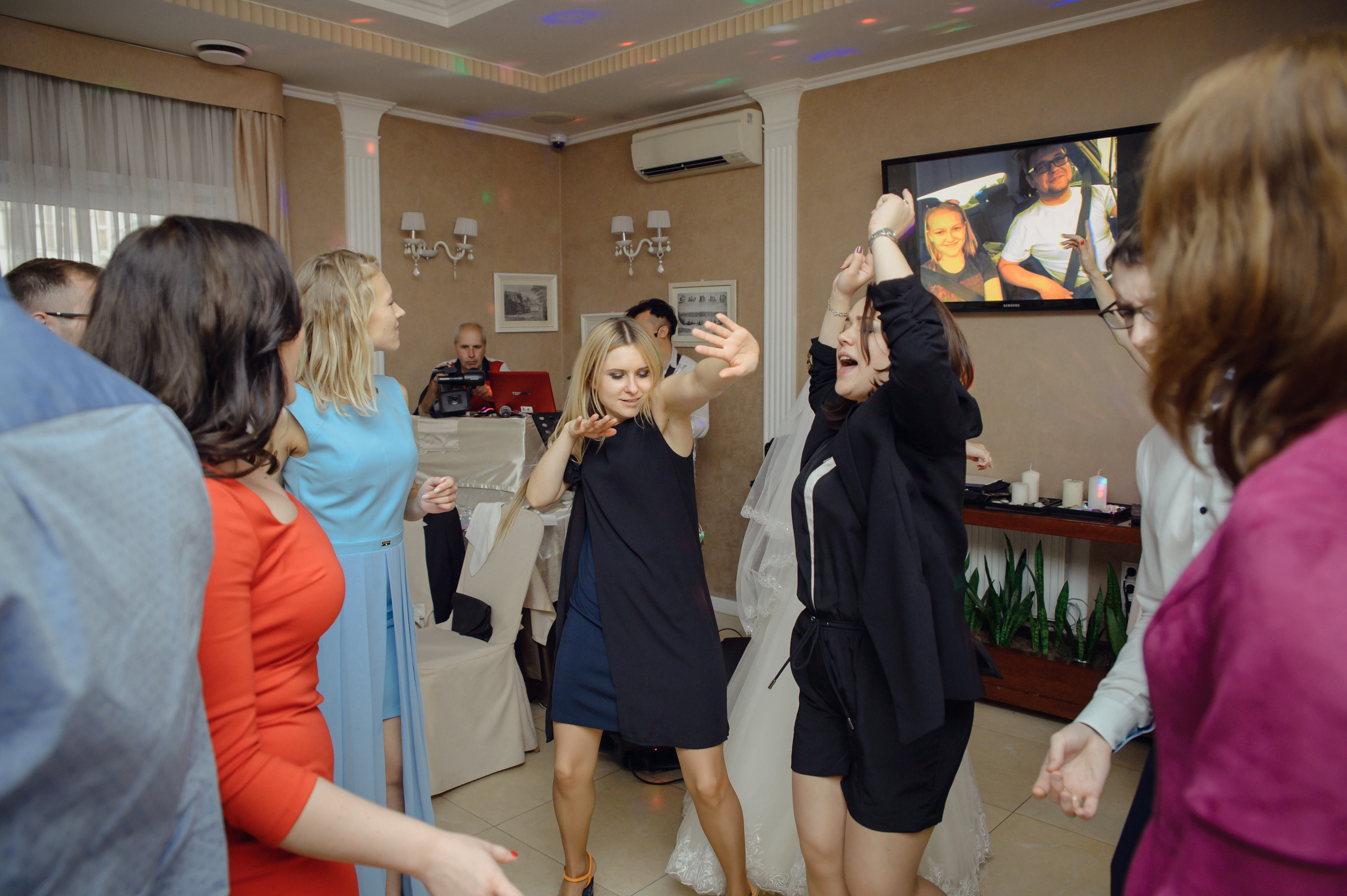 Виктория & Николай. Видеограф и фотограф на свадьбу в Москве