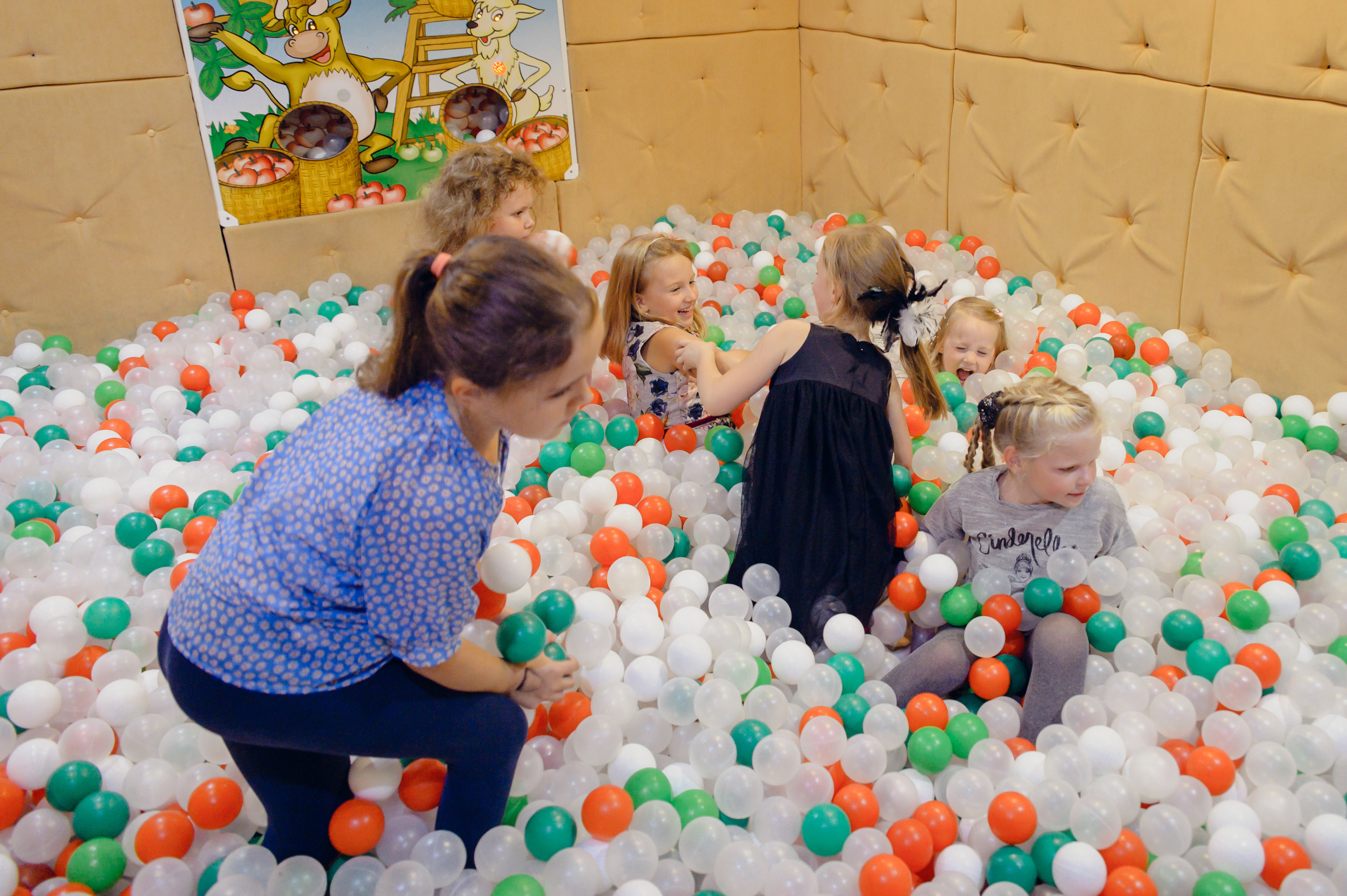 День рождение Лизы. Видеограф и фотограф на свадьбу в Москве
