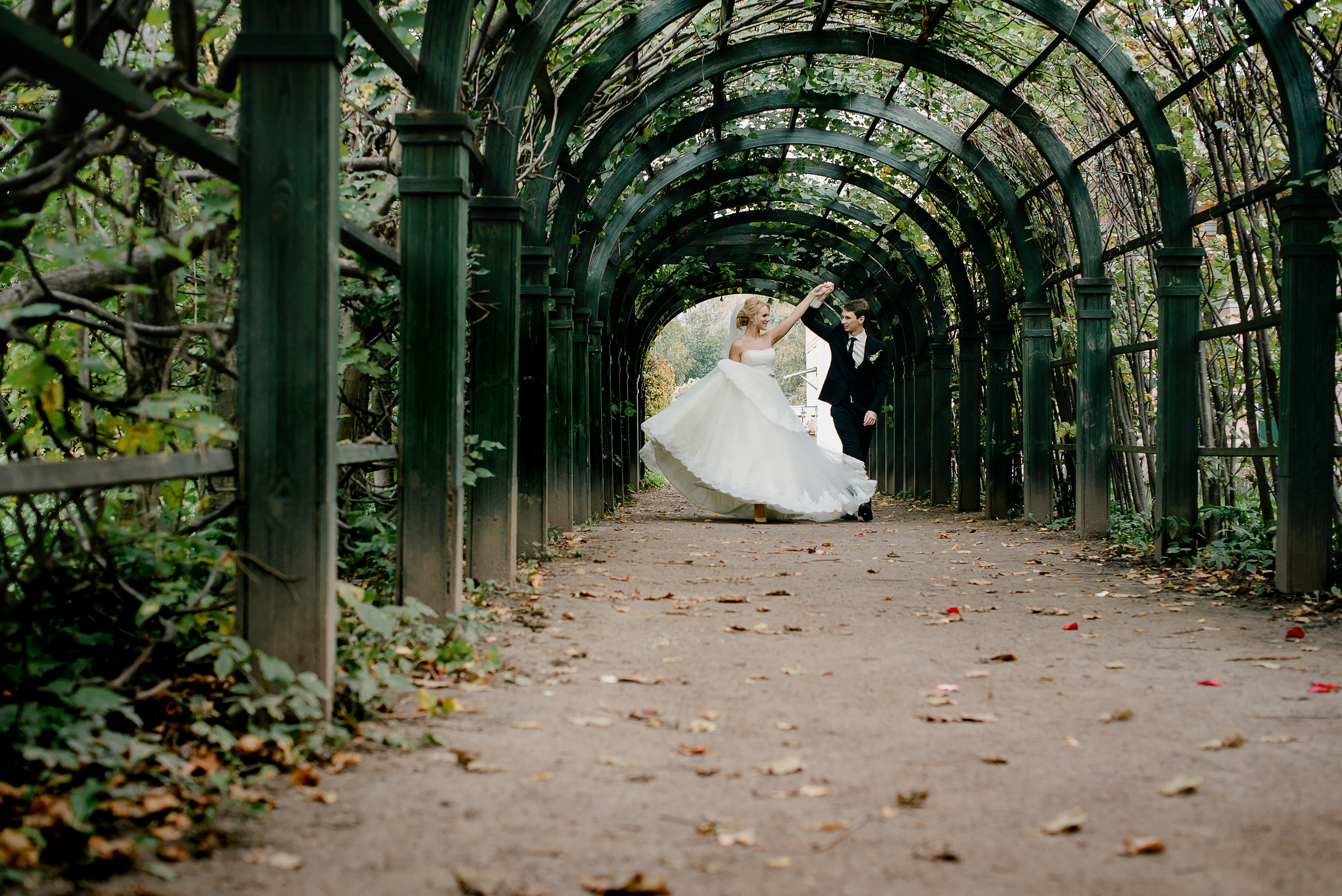 Свадебное портфолио фотографа. Видеограф и фотограф на свадьбу в Москве