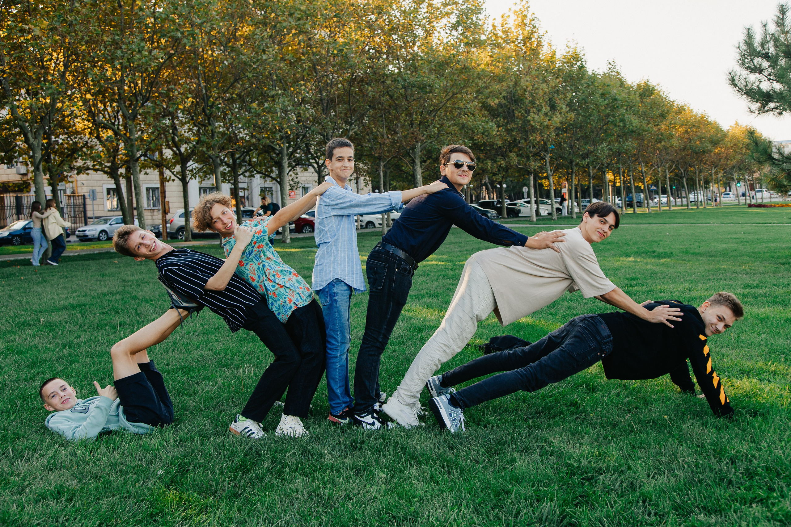 Набереженая центр- старшая школа. Выпускные альбомы Натальи Бутко: Новороссийск, Анапа, Геленджик