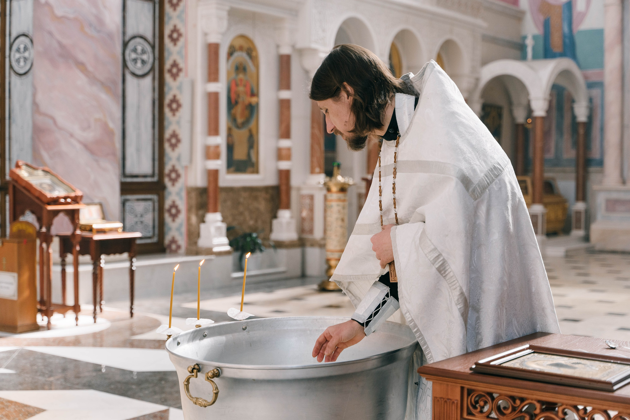 Фотограф на крещение в Самаре Сергей Логинов. Фотограф Сергей Логинов