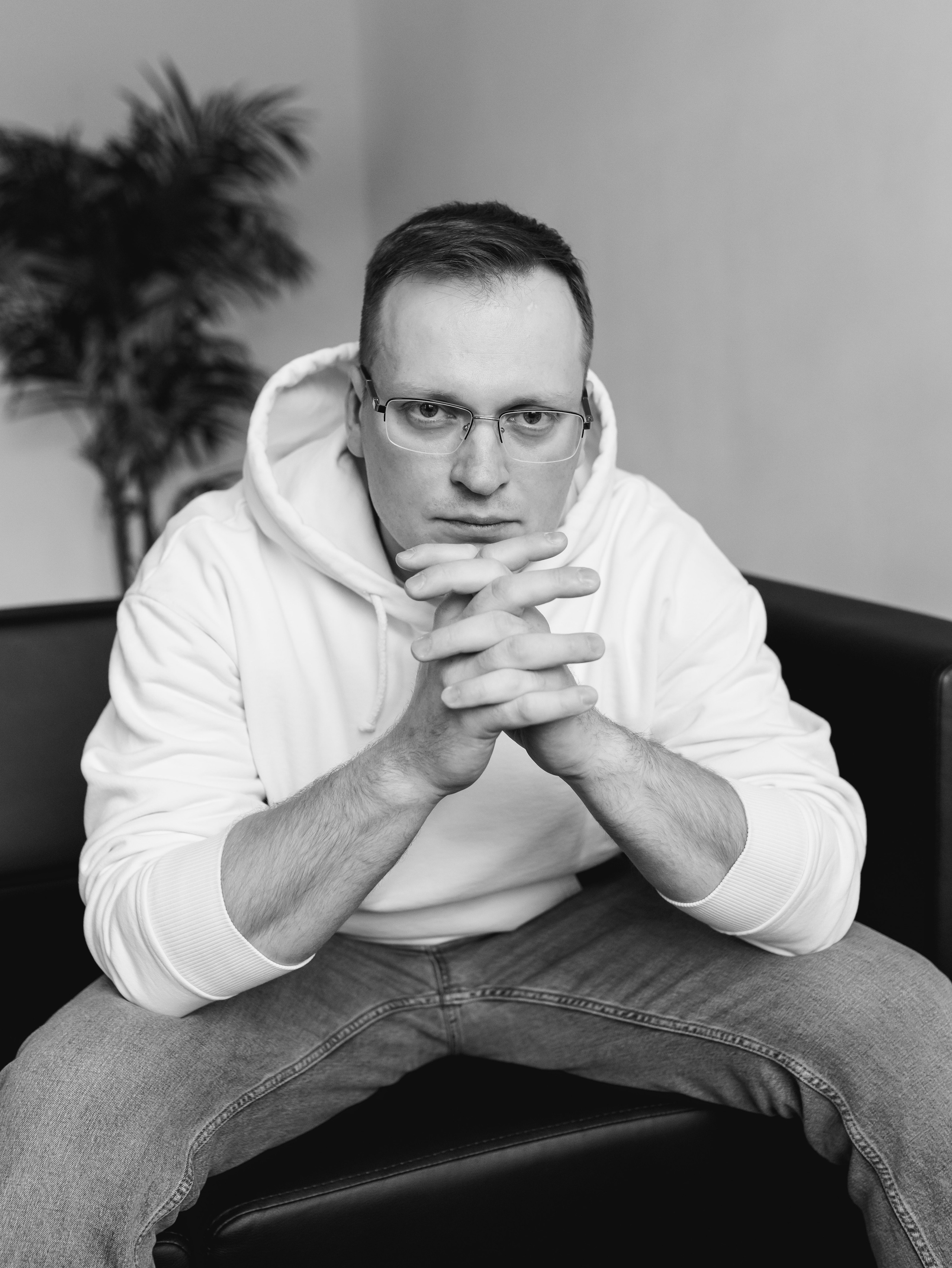 Владимир.Психолог. Фотосессия в Спб в студии, фотограф Панютина Марина