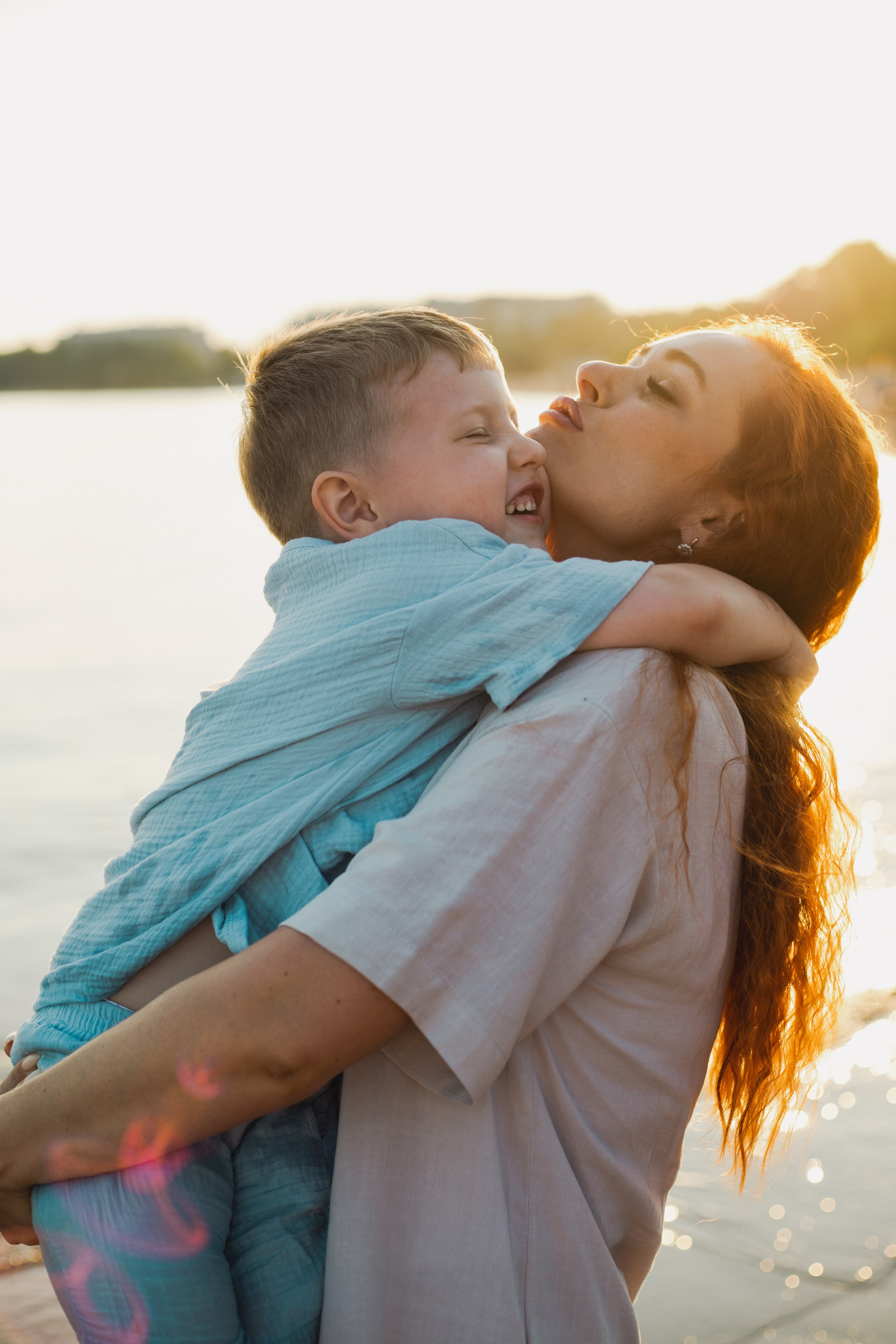 Елена с семьей на заливе. Портретный Фотограф в Санкт-Петербурге Кира Орехова
