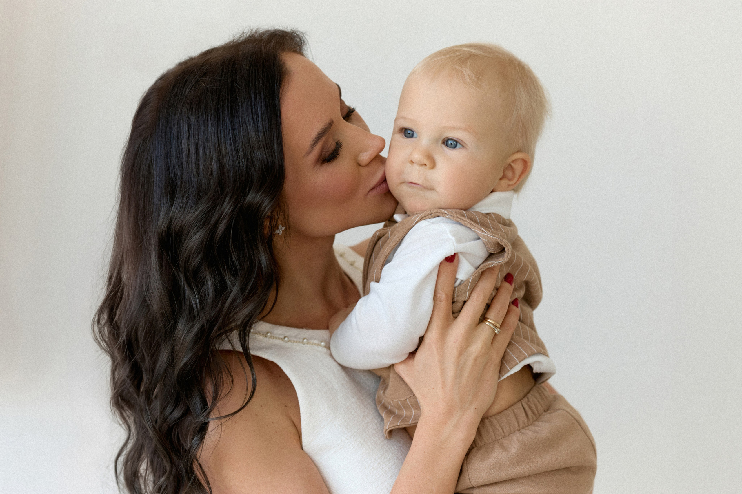 Сергей, Анна & Дима. Сестры Карабаза. Фотографы и ретушеры в Москве и Санкт-Петербурге