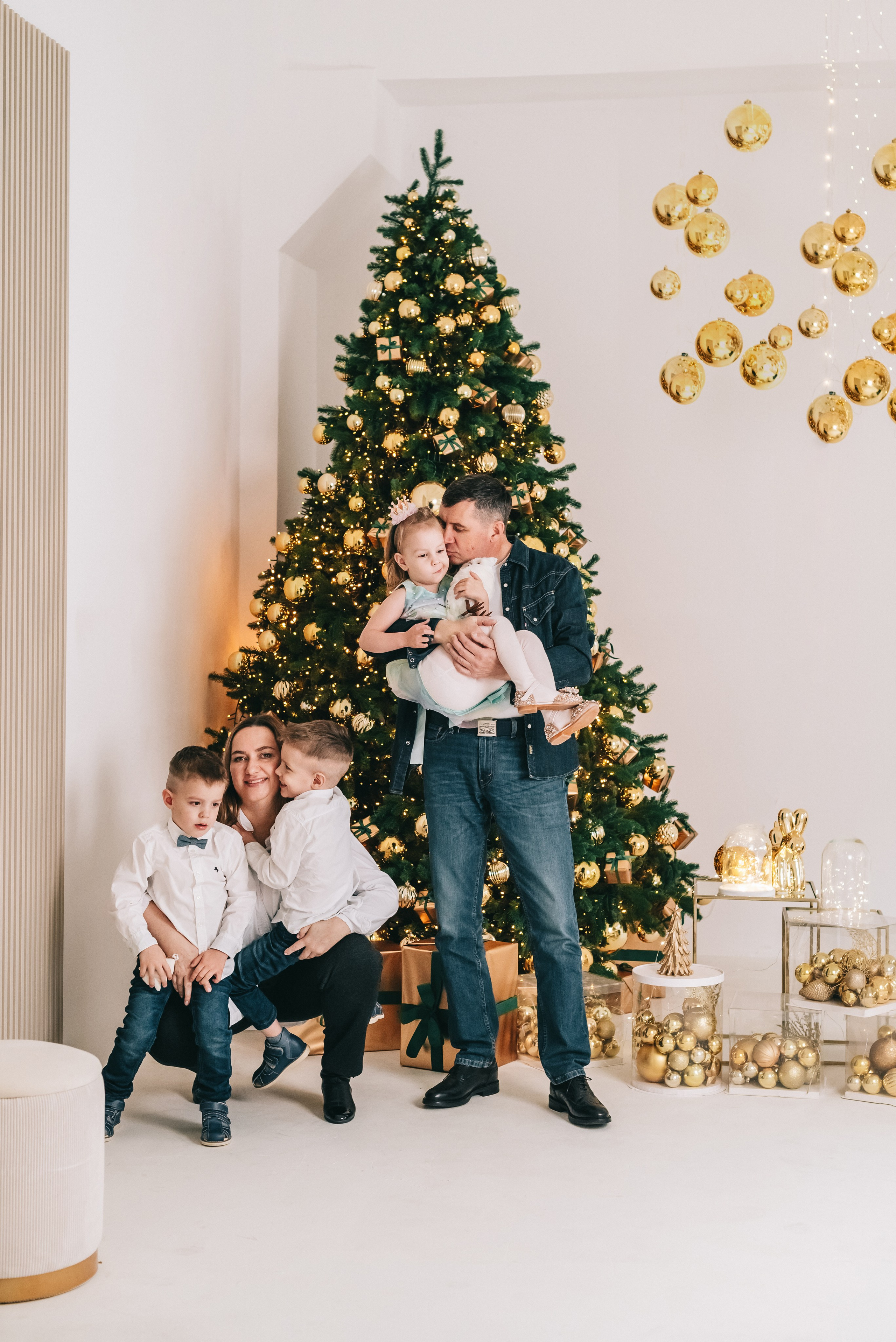 Новогодняя семейная фотосессия Кемерово