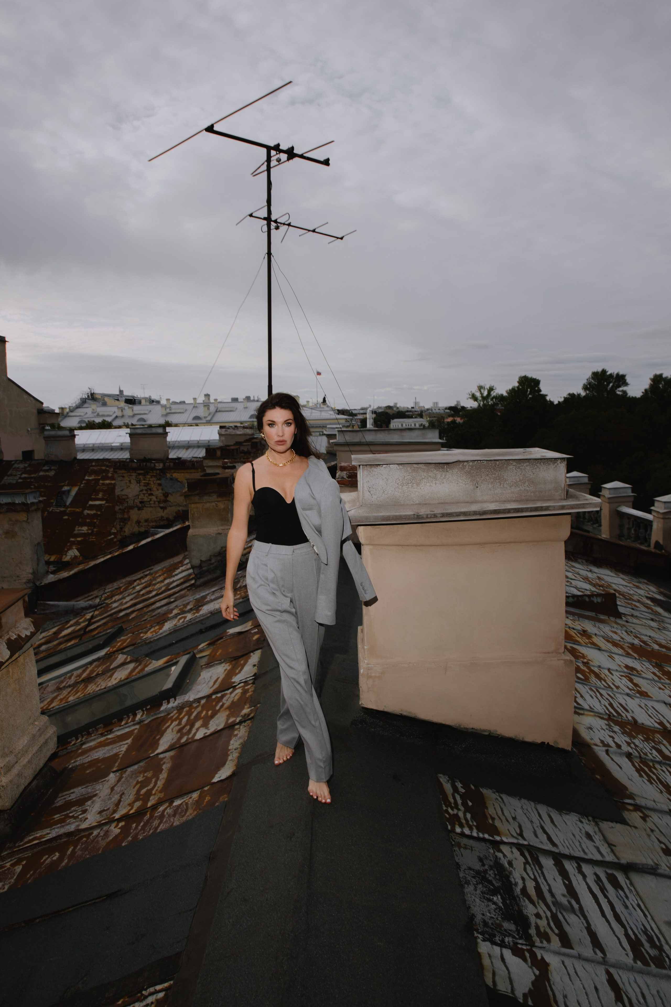 Вероника (съемка на крыше). Фотограф в Москве и Санкт-Петербурге Дарина