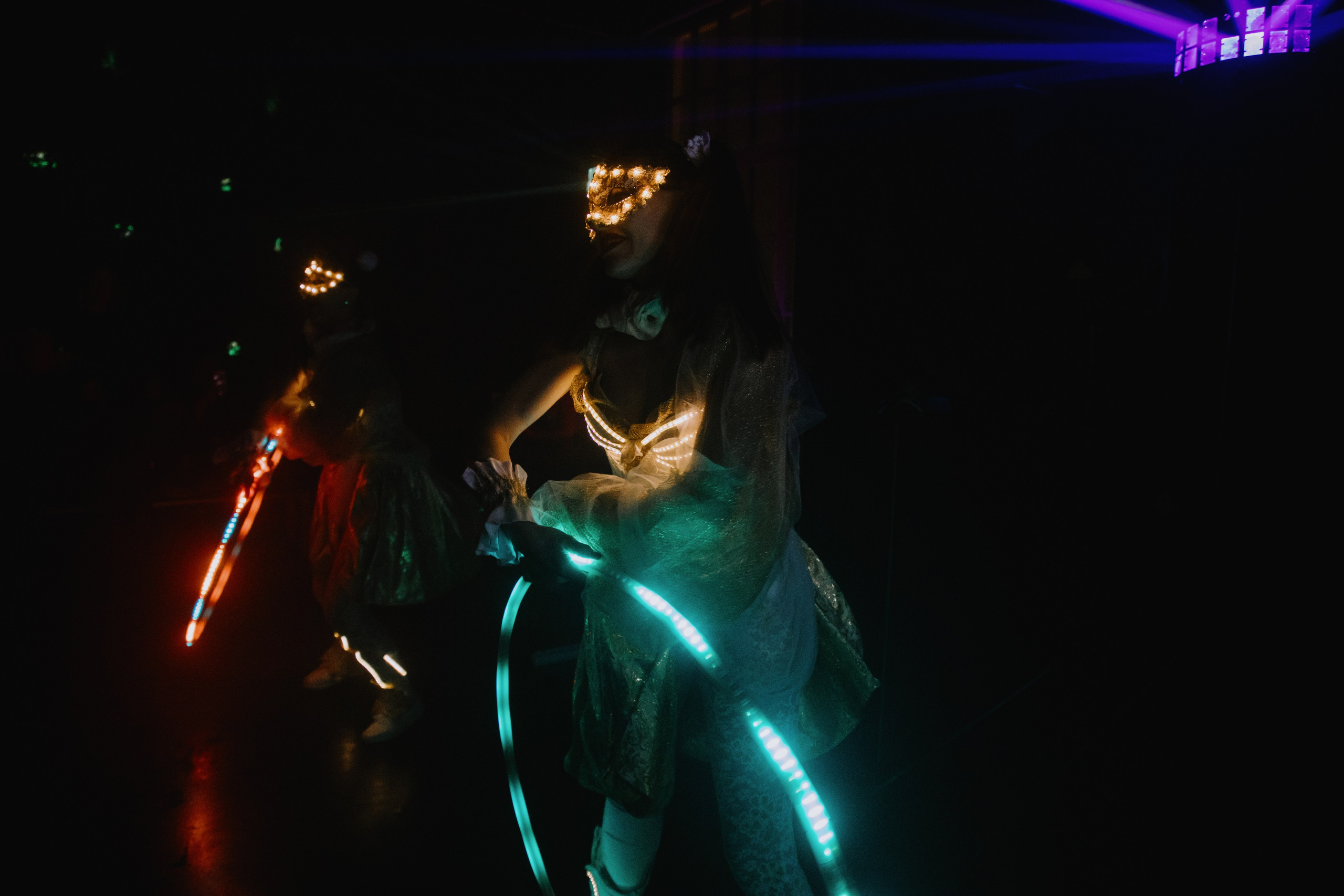 See `You Perfume. Фотограф в Москве и Санкт-Петербурге Дарина