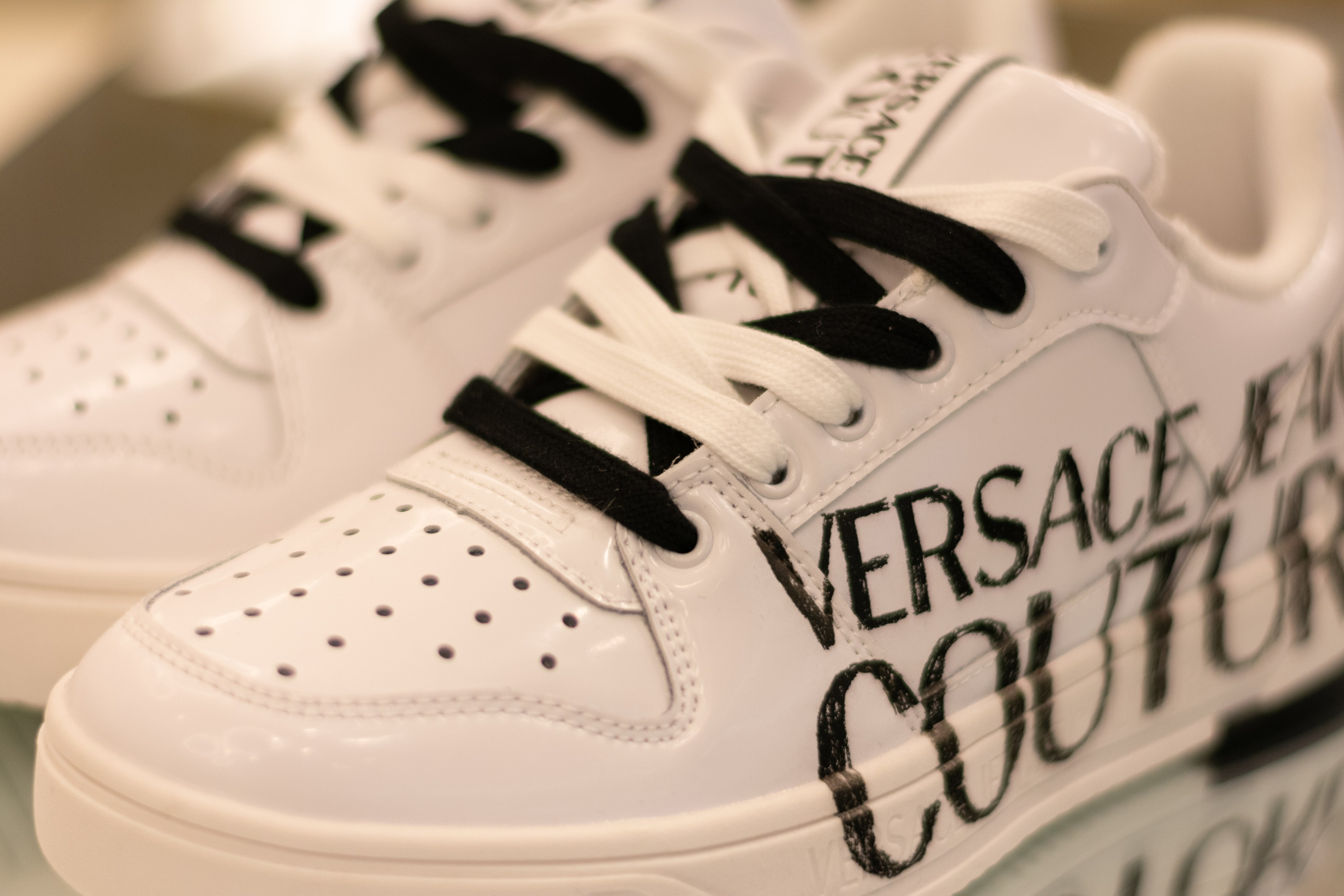 Для организаций. Предметная фотосессия для обувного магазина Capsula. Фотограф/видеограф Богдан Голованов