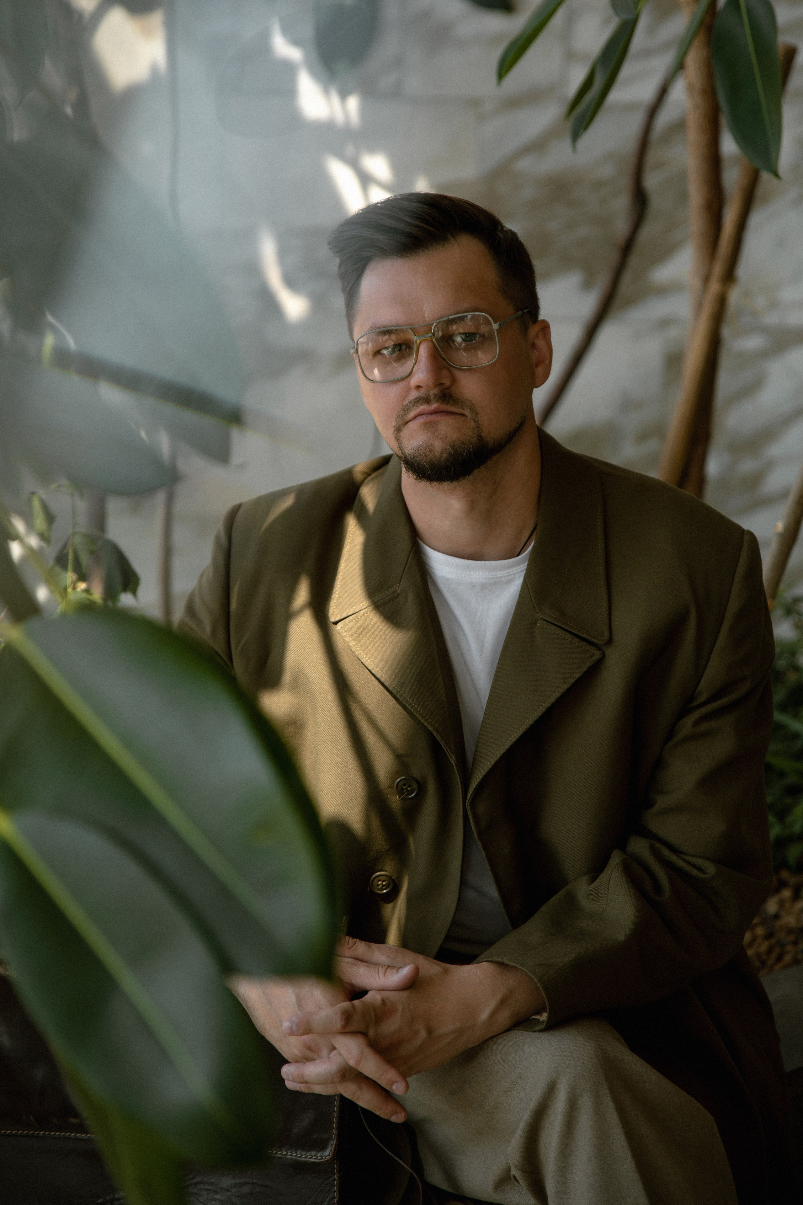 Андрей. Сьёмка в стиле ссср на вокзале. Фотограф Набережные Челны Казань