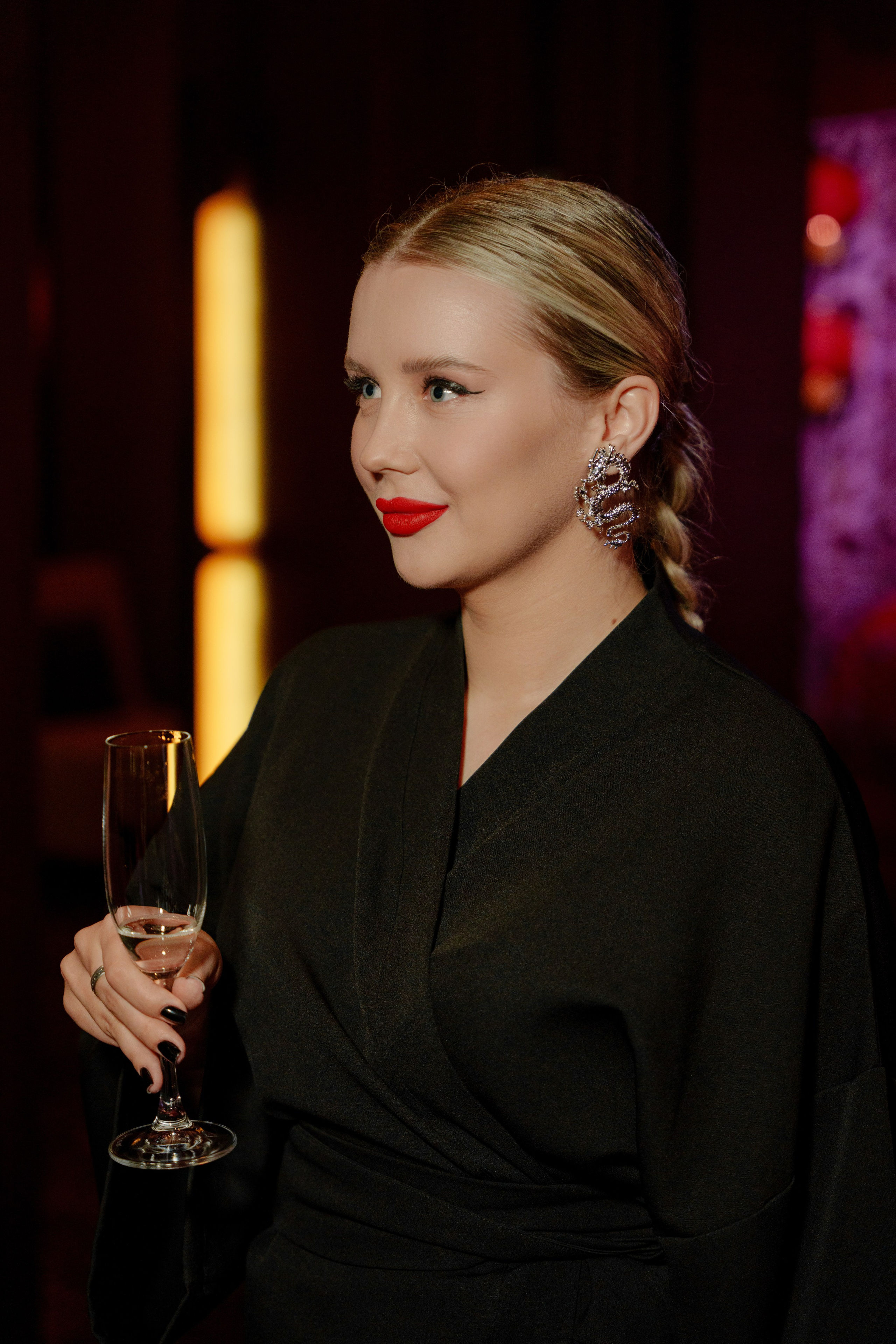 Репортажный фотограф на день рождения в ресторане KAI. Репортажный фотограф Москва Сергей Дружинин