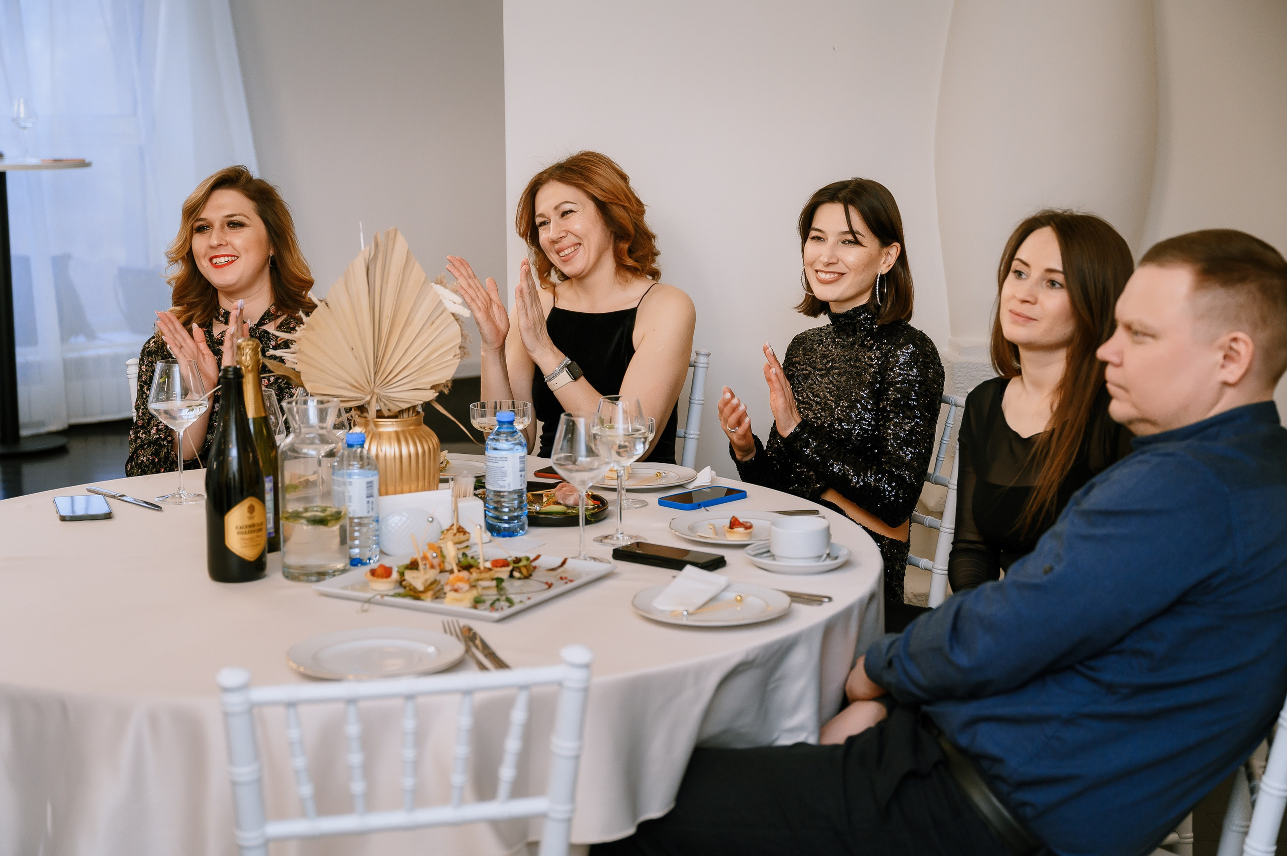 Поэтический вечер Ольги Любимовой. Свадебный и просто хороший фотограф в Челябинске