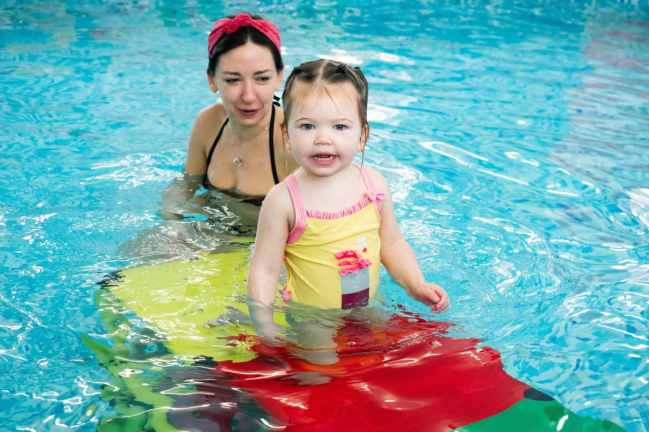 Грудничковое плавание. Репортажный, семейный и детский фотограф в Пензе и Заречном Арина Ермилова. Картины барельеф на заказ