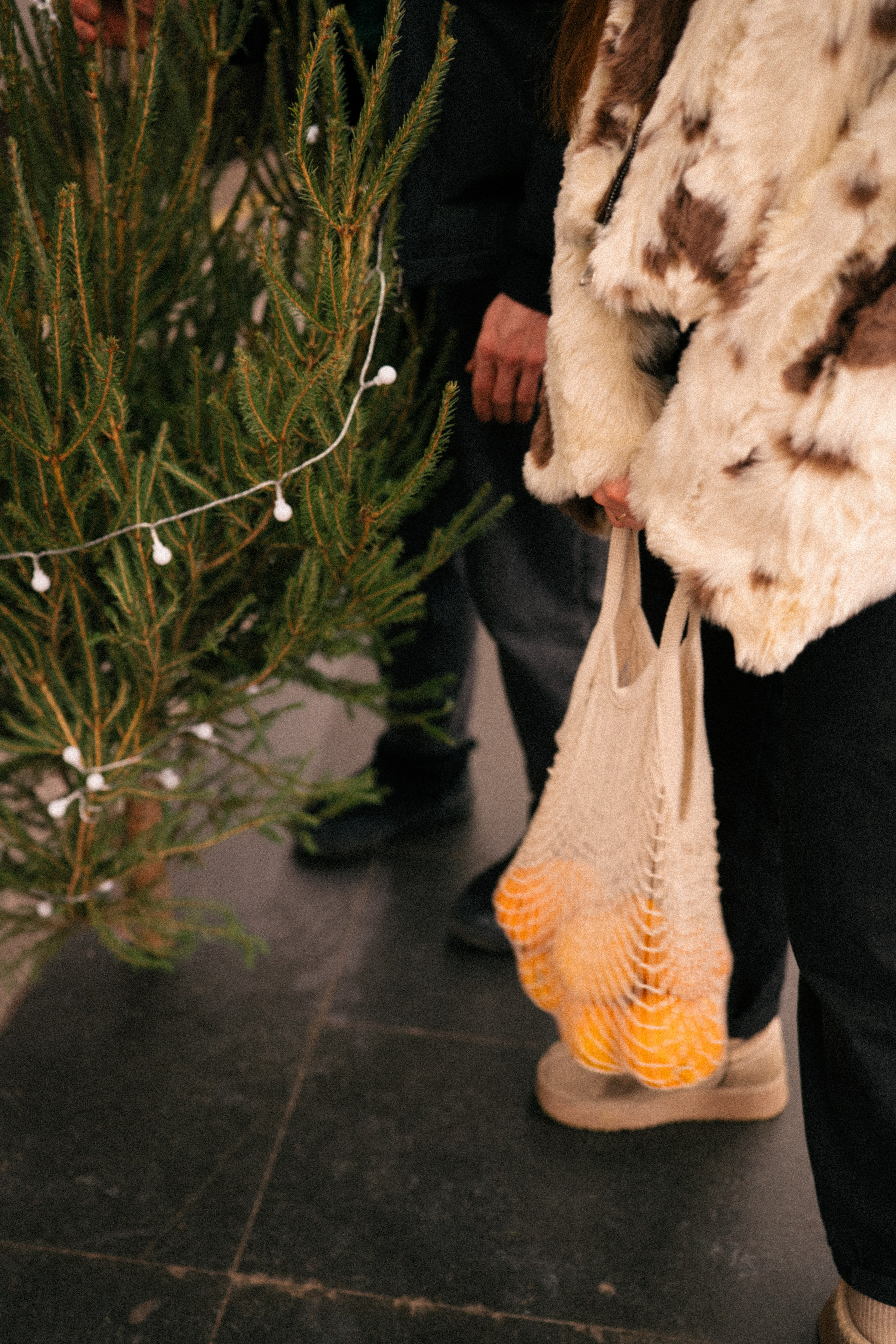 НОВОГОДНЯЯ ПРОГУЛКА ПАРЫ ПО ЧЕРНЫШЕВСКОЙ ПЕРЕД НОВЫМ ГОДОМ. Профессиональный фотограф, Санкт-Петербург — Виктория Богомолова