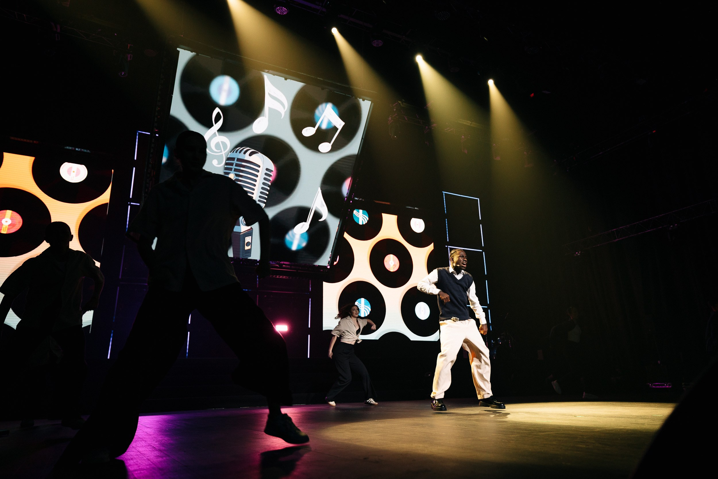 «ФИНАЛ ГОРОДСКОГО КОНКУРСА „МИСС И МИСТЕР СТУДЕНЧЕСТВО МОСКВЫ“ 2026». Фотограф Евграфов Александр