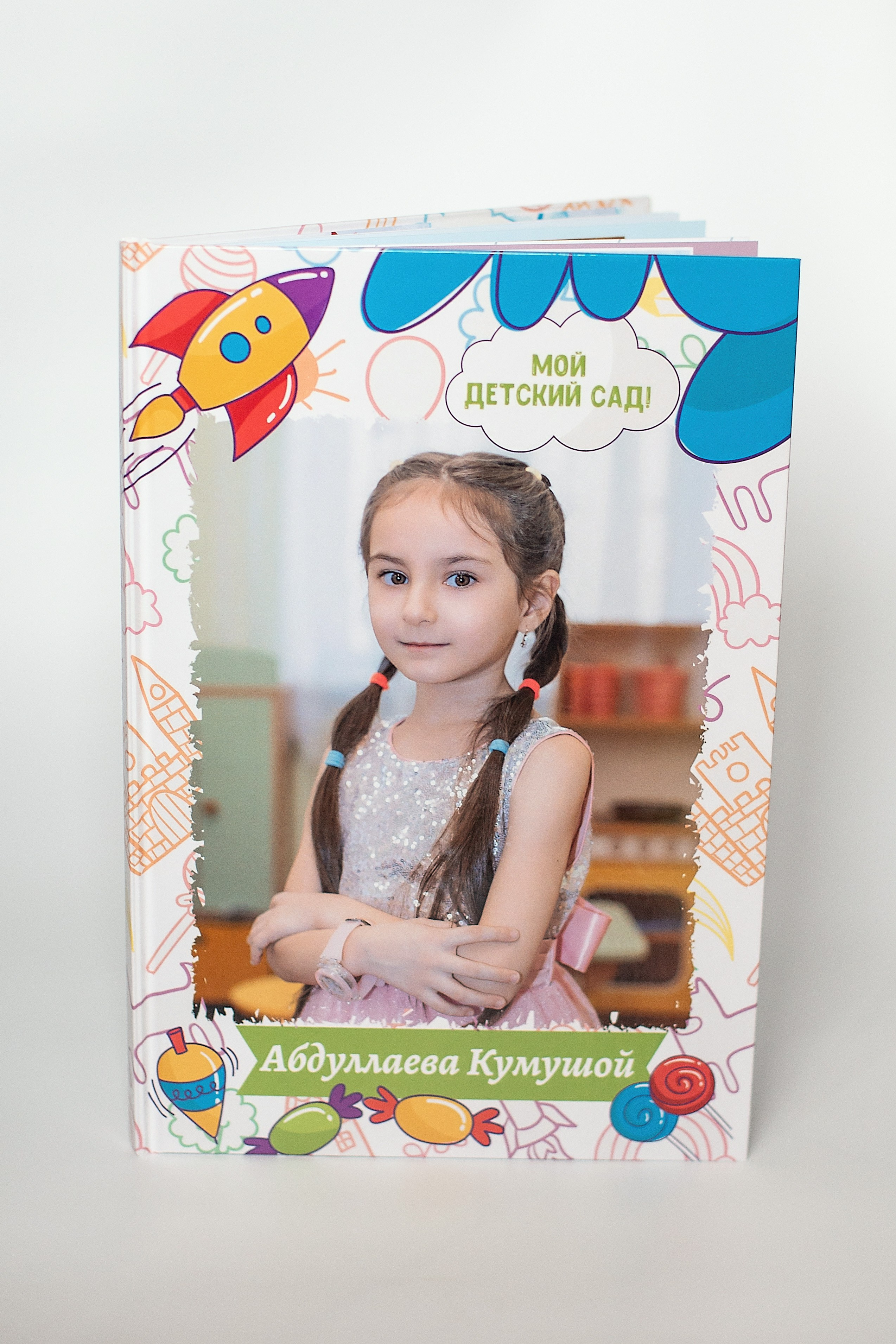 Выпускной фотоальбом 2025. Семейный фотограф в Санкт-Петербурге