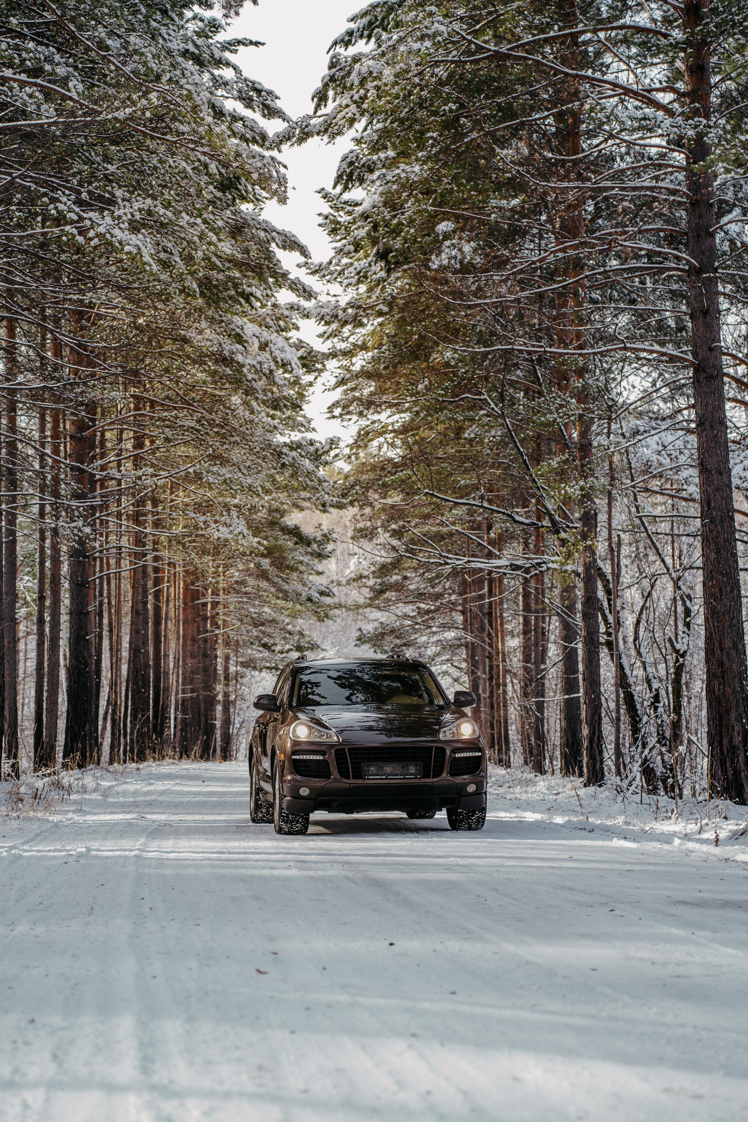 Porsche Cayenne. Фотограф, видеограф и пилот дрона на Байкале