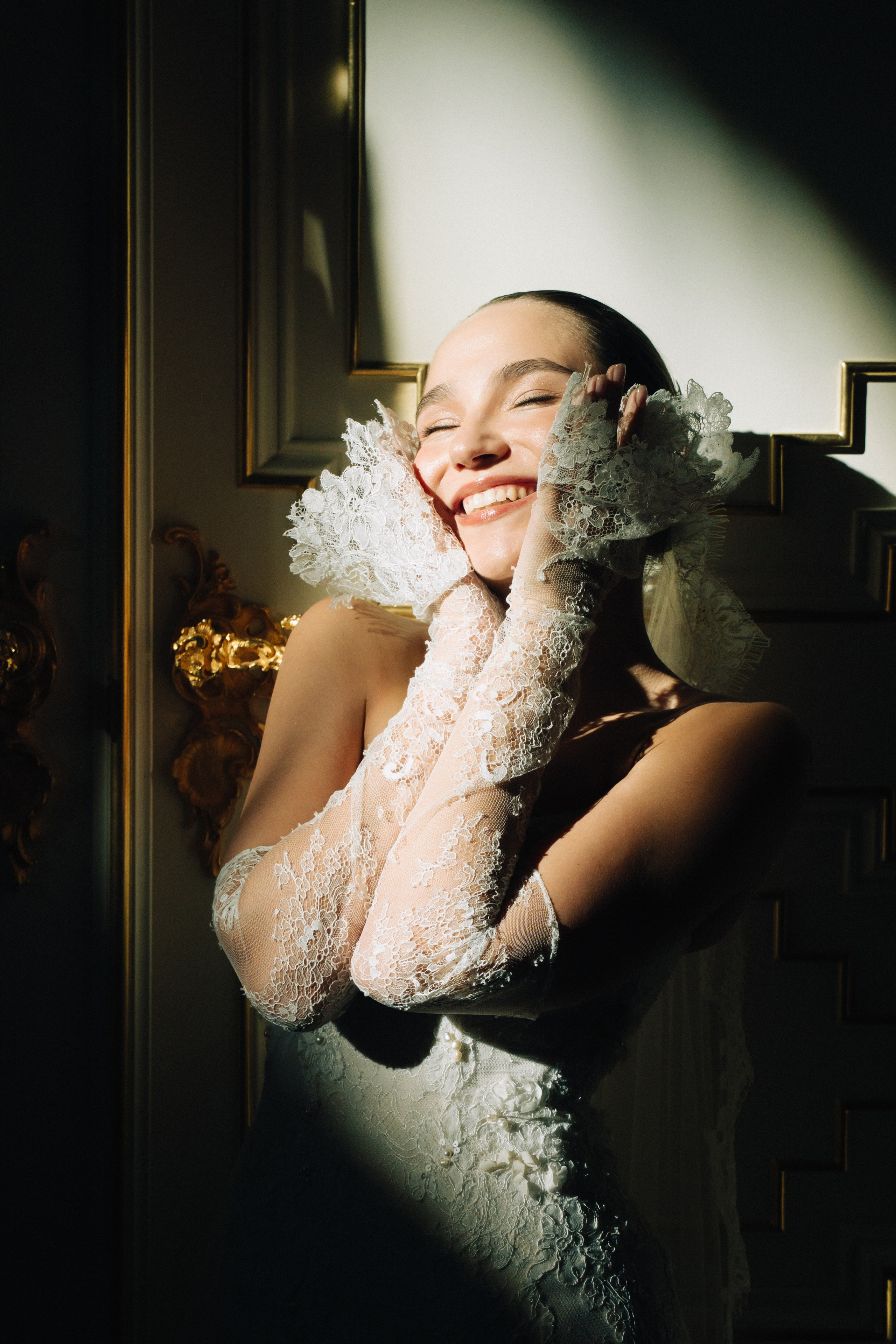 Вова и Лиза. Питер. Гранд Отель Европа, 1 дворец бракосочетания и особняк Мясникова. Свадебный фотограф Катерина Чулкова